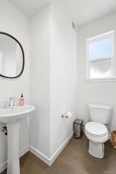 8711 E Hampden Avenue #11 Denver CO 80231 | MLS #REC5215855 08252026155332 800 18