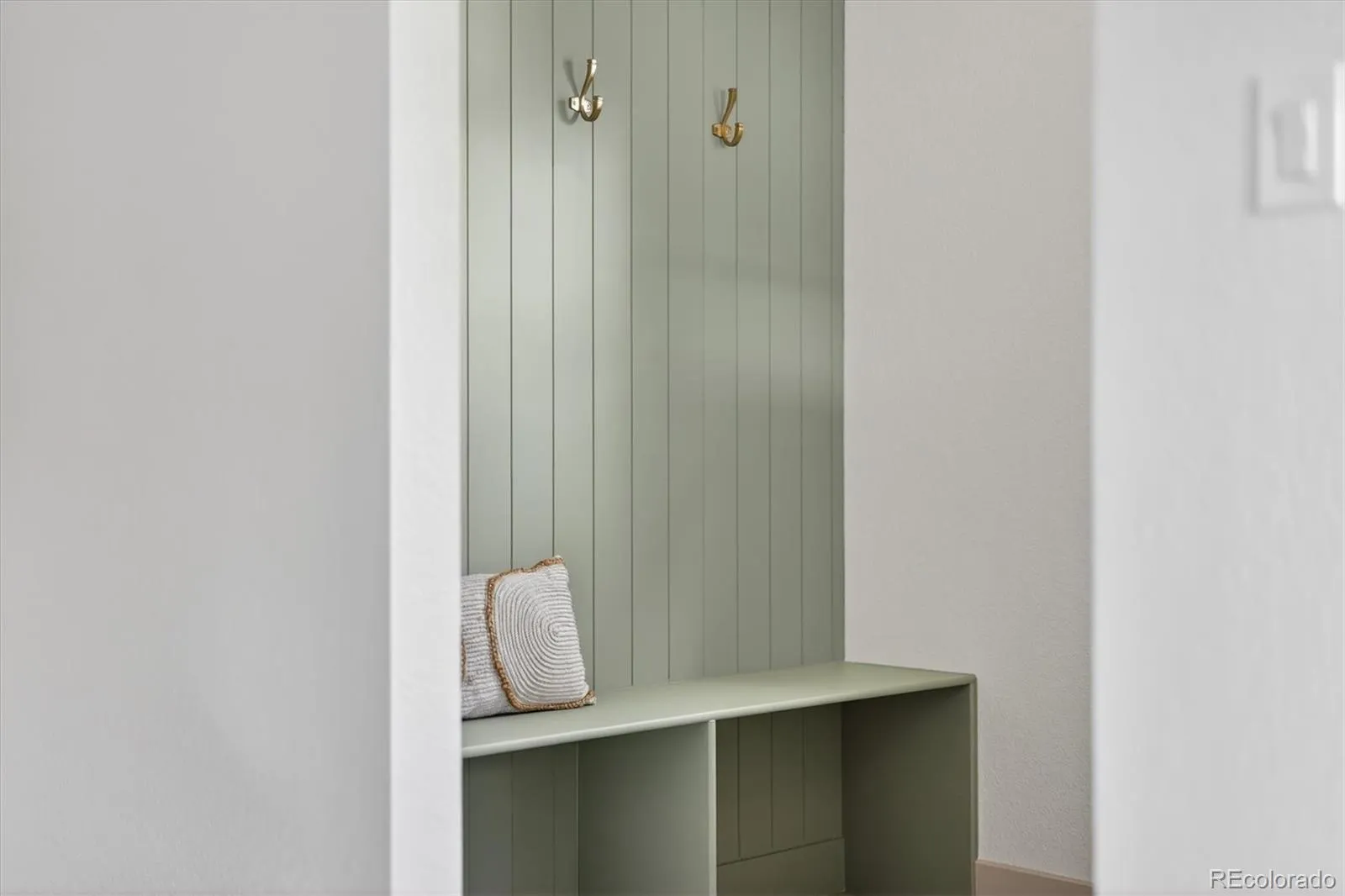 04172026185356 1600 38