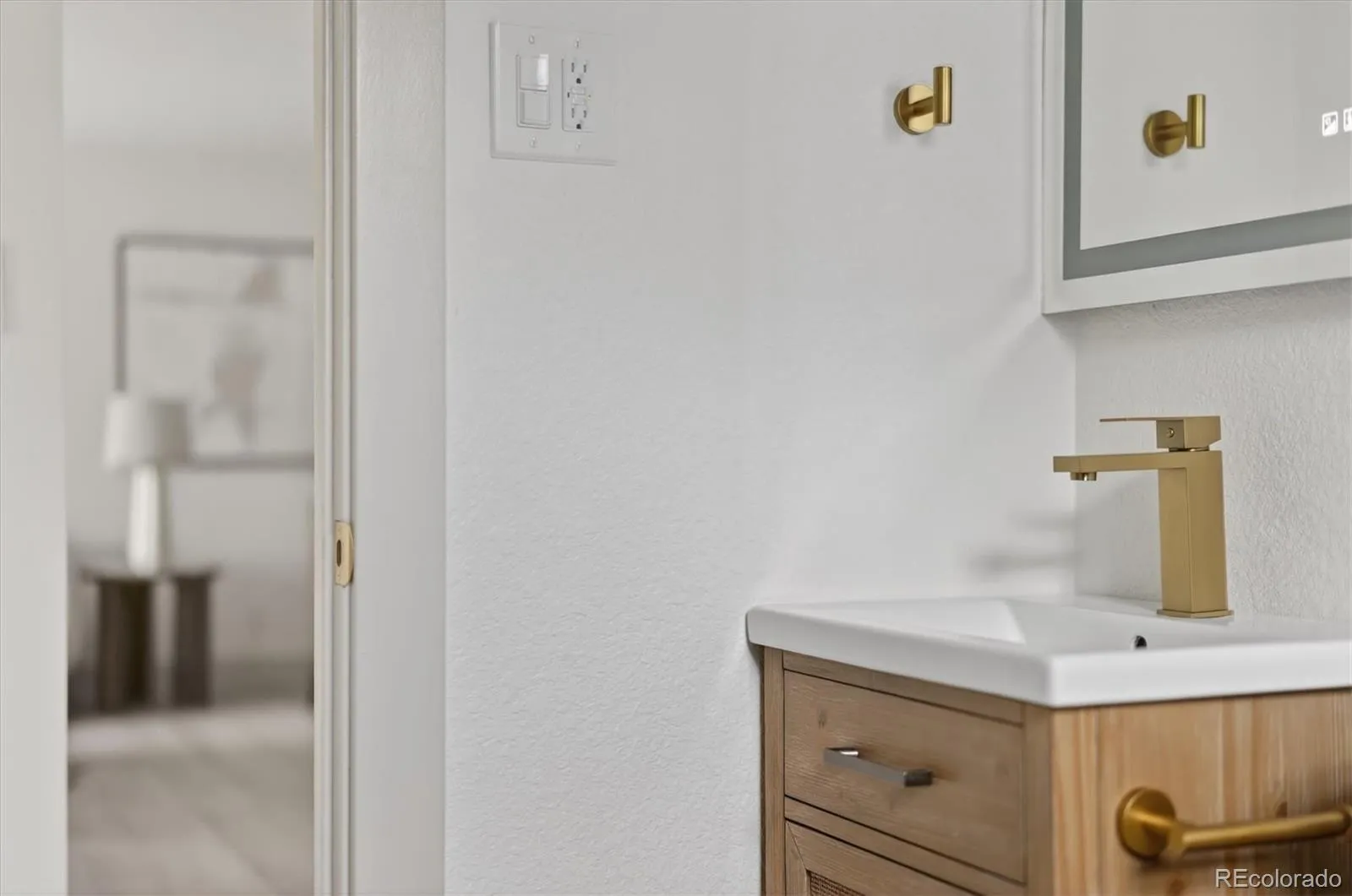 04172026185356 1600 39