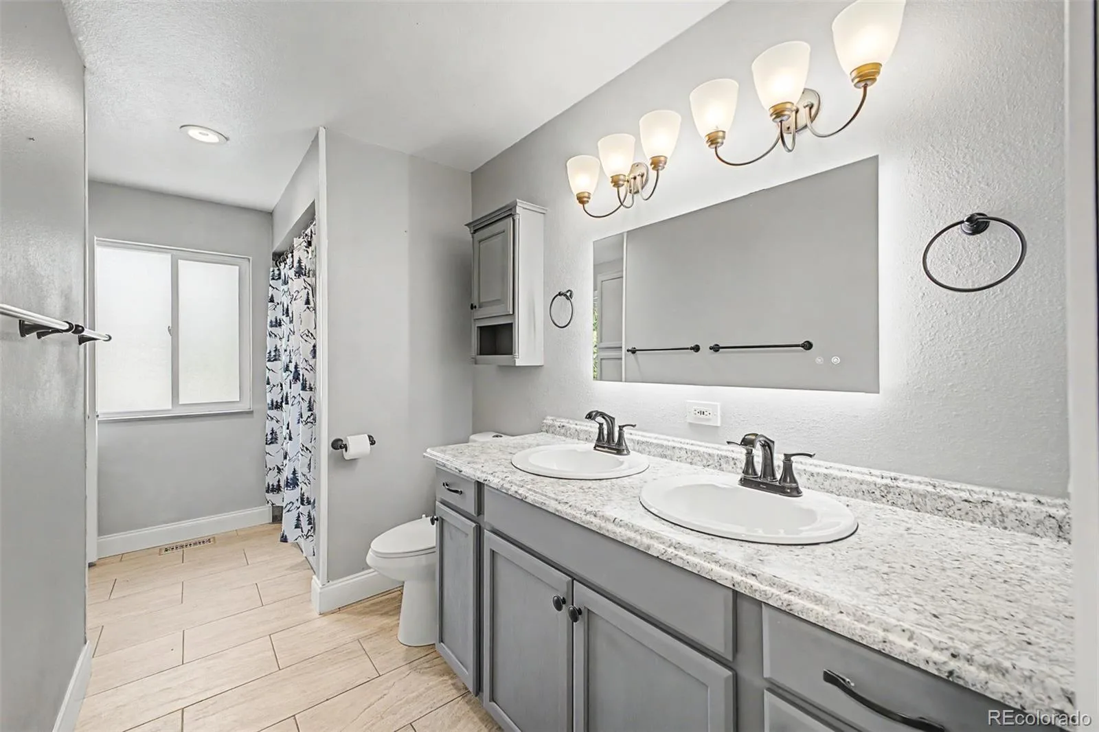 1361 S Andes Street Aurora CO 80017 MLS #REC5218850 06182026155512 1600 18