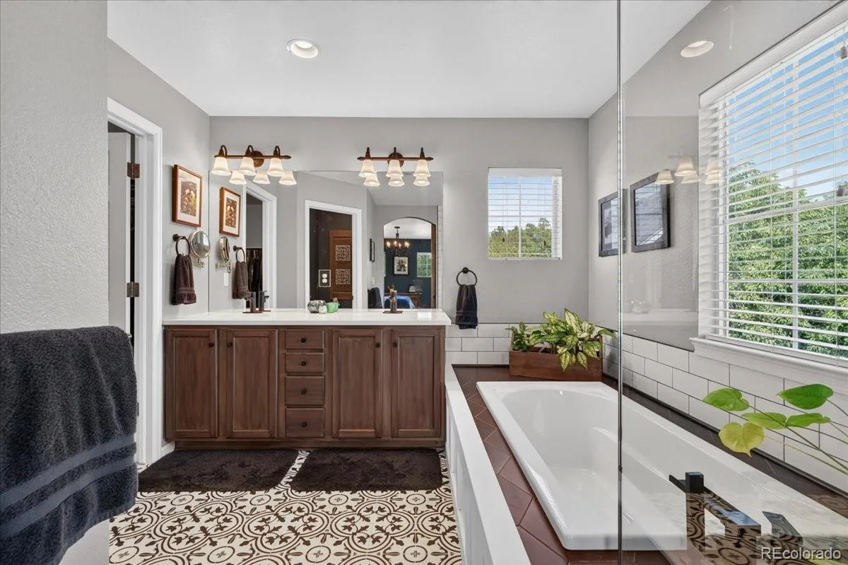 159 Poplar Street Denver CO 80220 | MLS #REC5222055 08242026205042 1200 34
