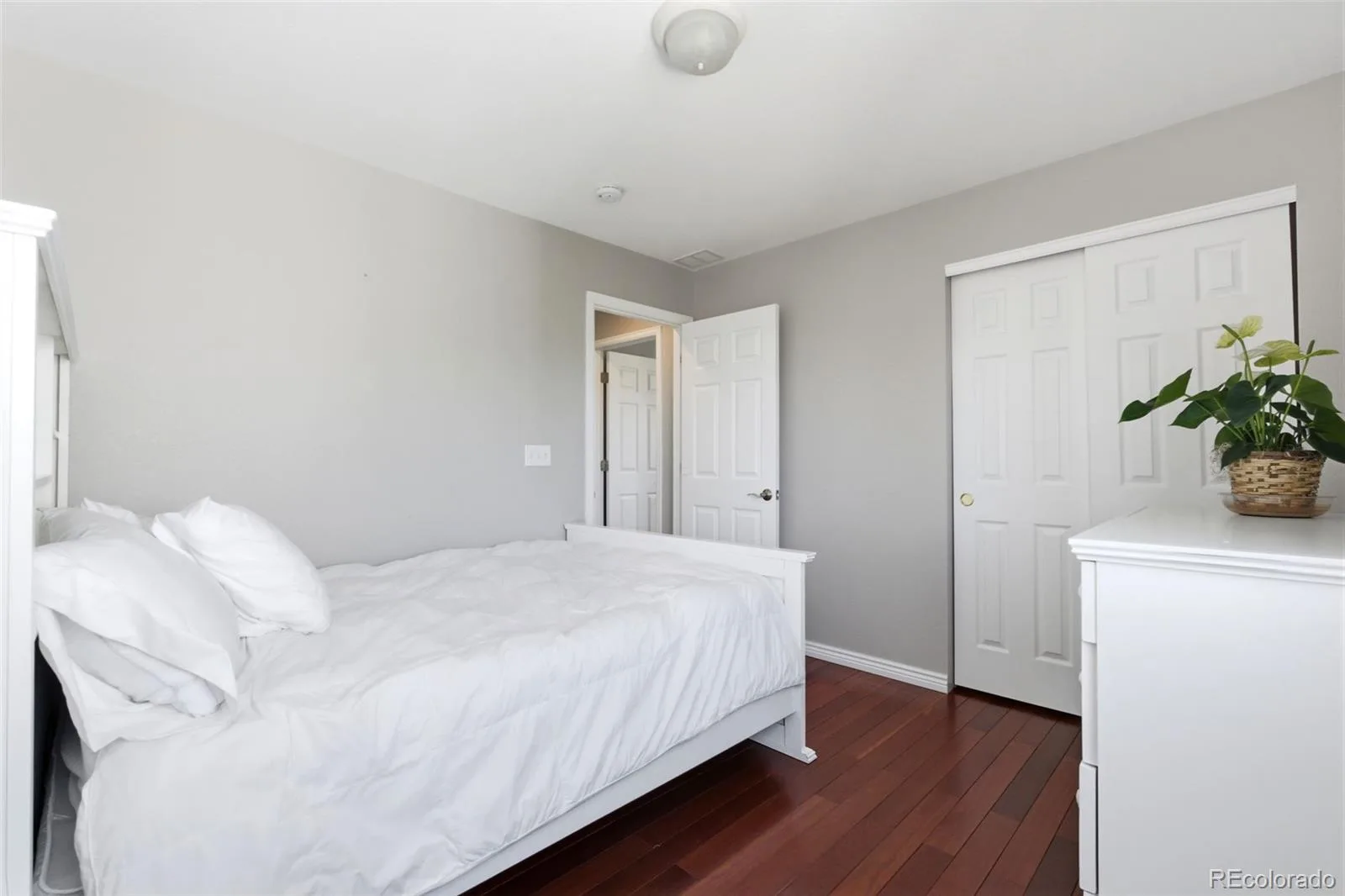 21986 E Oberlin Place Aurora CO 80018 | MLS #REC5222284 07252026222353 1600 16