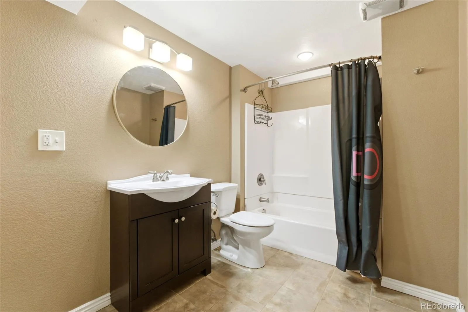21986 E Oberlin Place Aurora CO 80018 | MLS #REC5222284 07252026222353 1600 20