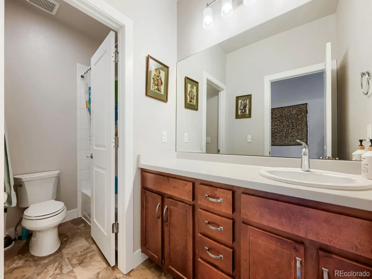 1877 W 137th Lane Broomfield CO 80023 MLS #REC5224858 06012026231433 1200 21