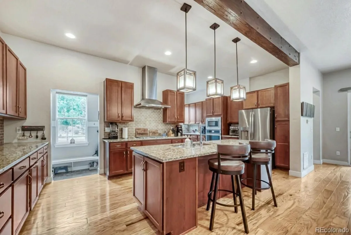 1877 W 137th Lane Broomfield CO 80023 MLS #REC5224858 06012026231433 1200 5