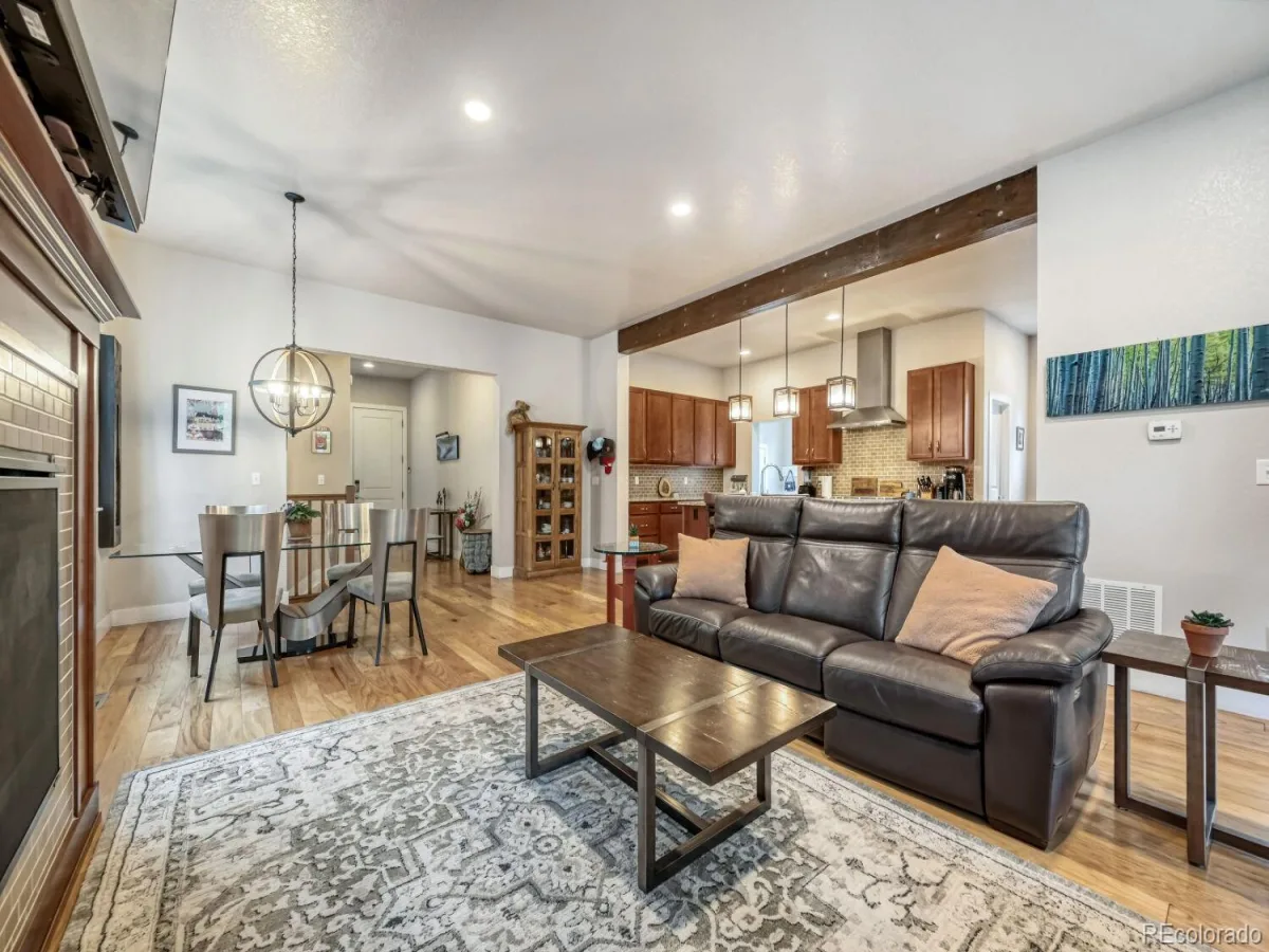 1877 W 137th Lane Broomfield CO 80023 MLS #REC5224858 06012026231433 1200 9
