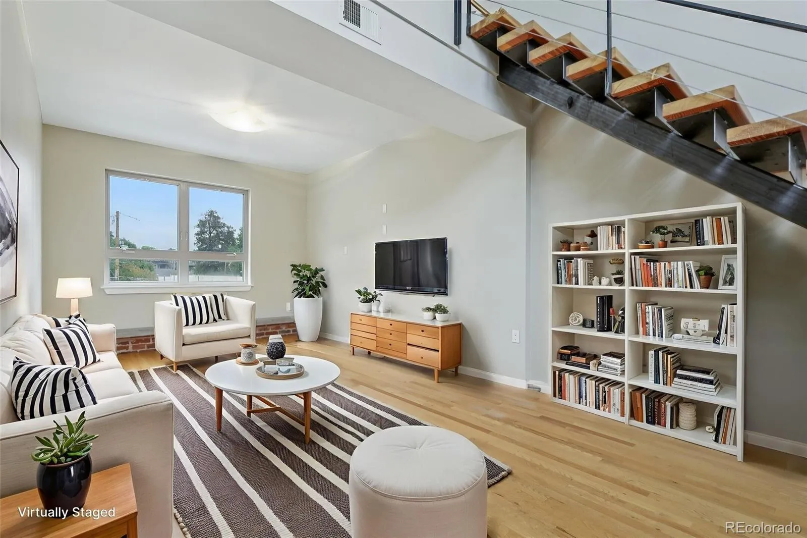 04012026152147 1600 1