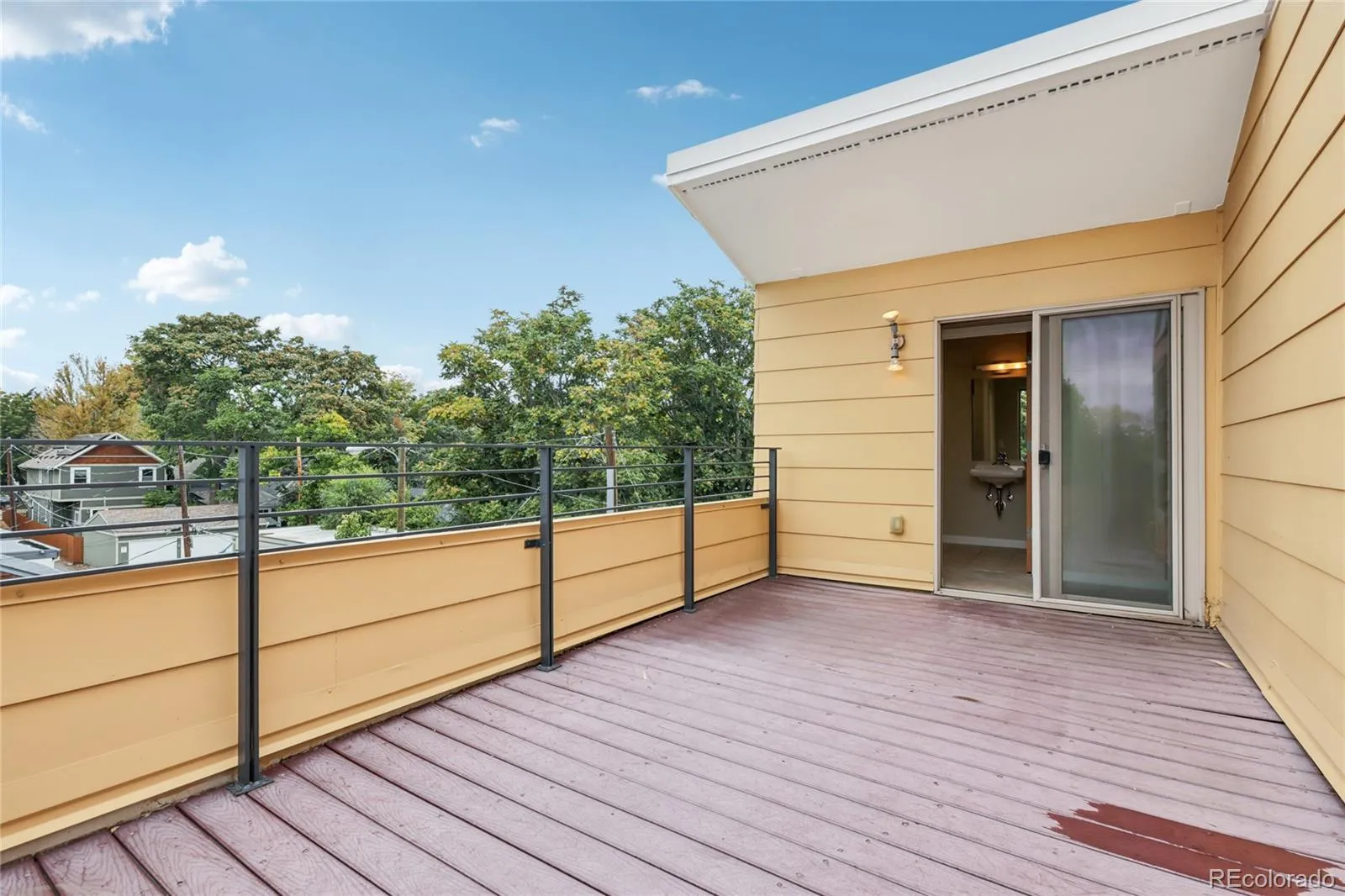 04012026152147 1600 22