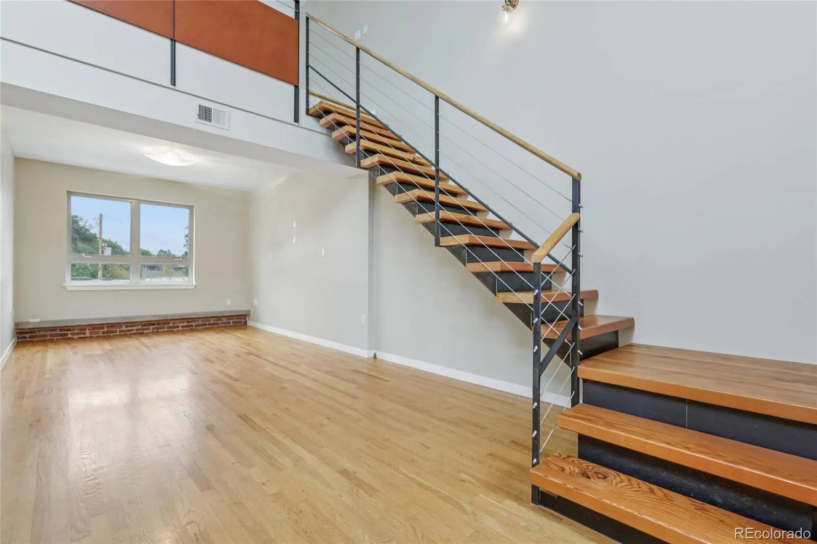 04012026152147 1600 3