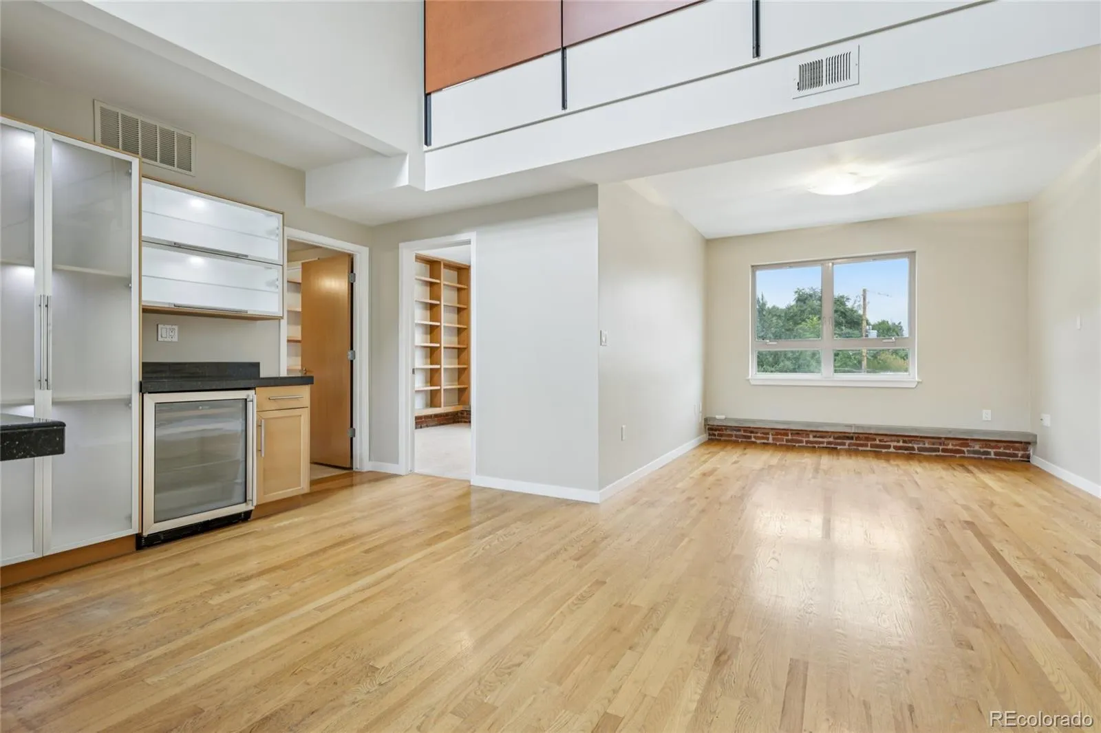 04012026152147 1600 4