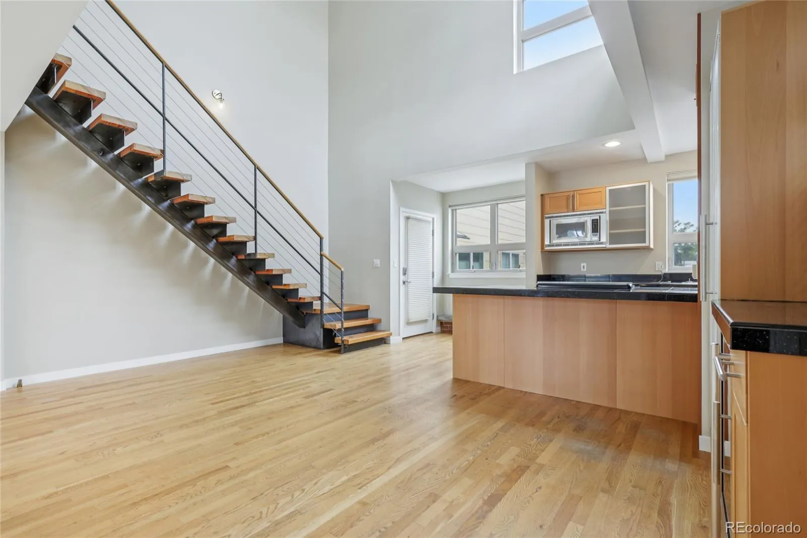 04012026152147 1600 6