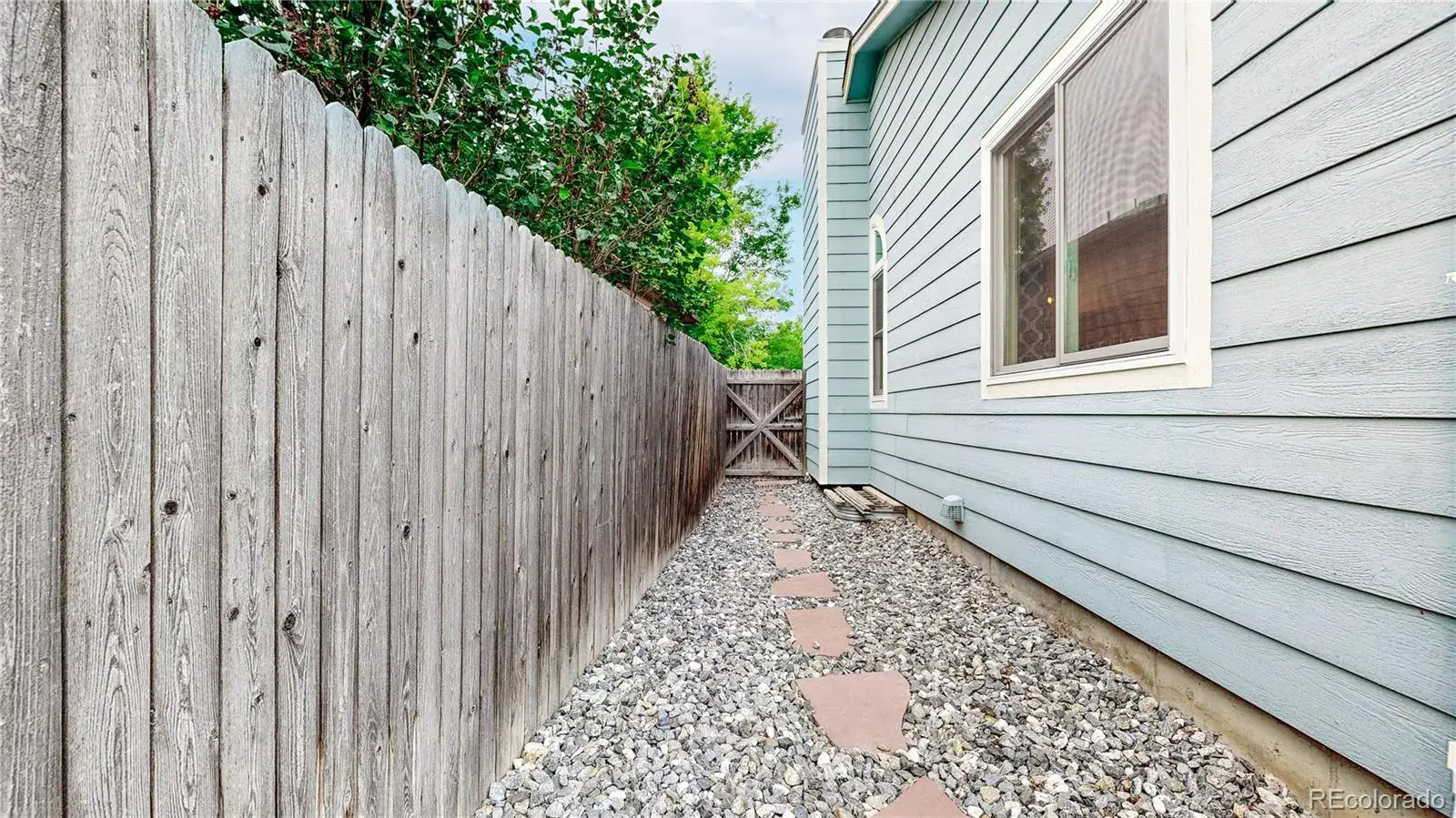 1421 W 132nd Place Denver CO 80234 MLS #REC5225134 01282026163109 1600 23