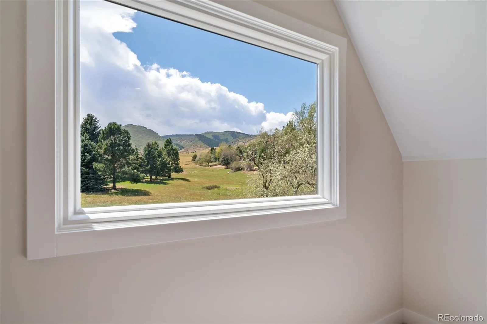 22 N Ranch Road Littleton CO 80127 | MLS #REC5225334 08282026163626 1600 32
