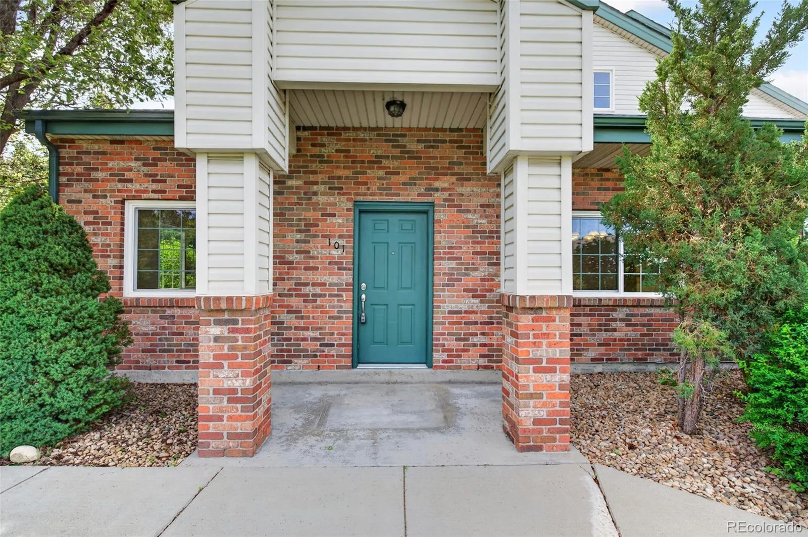 878 S Kalispell Circle #101 #3 Aurora CO 80017 | MLS #REC5225636 06142026233828 1600 1