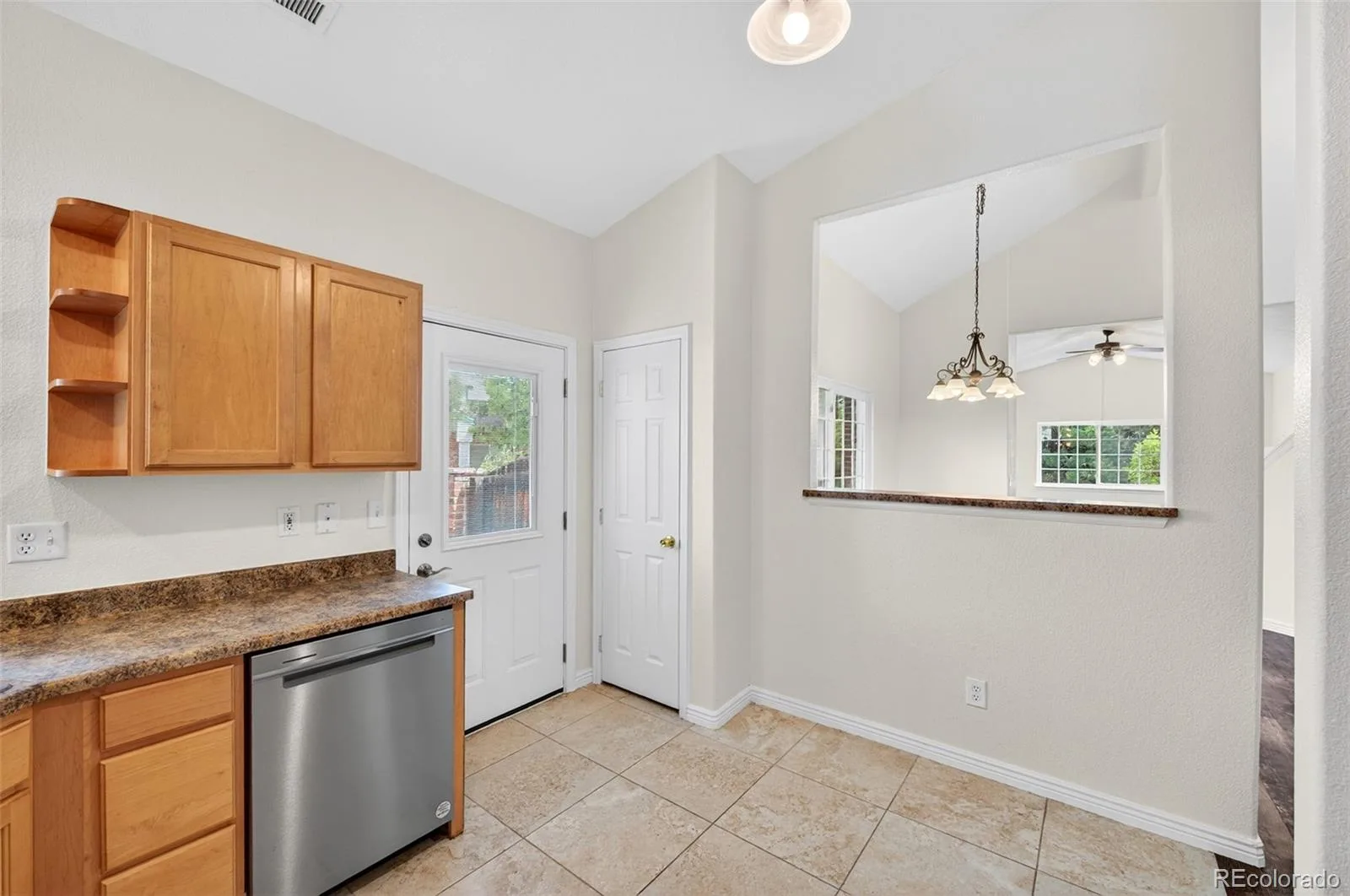 878 S Kalispell Circle #101 #3 Aurora CO 80017 | MLS #REC5225636 06142026233828 1600 12