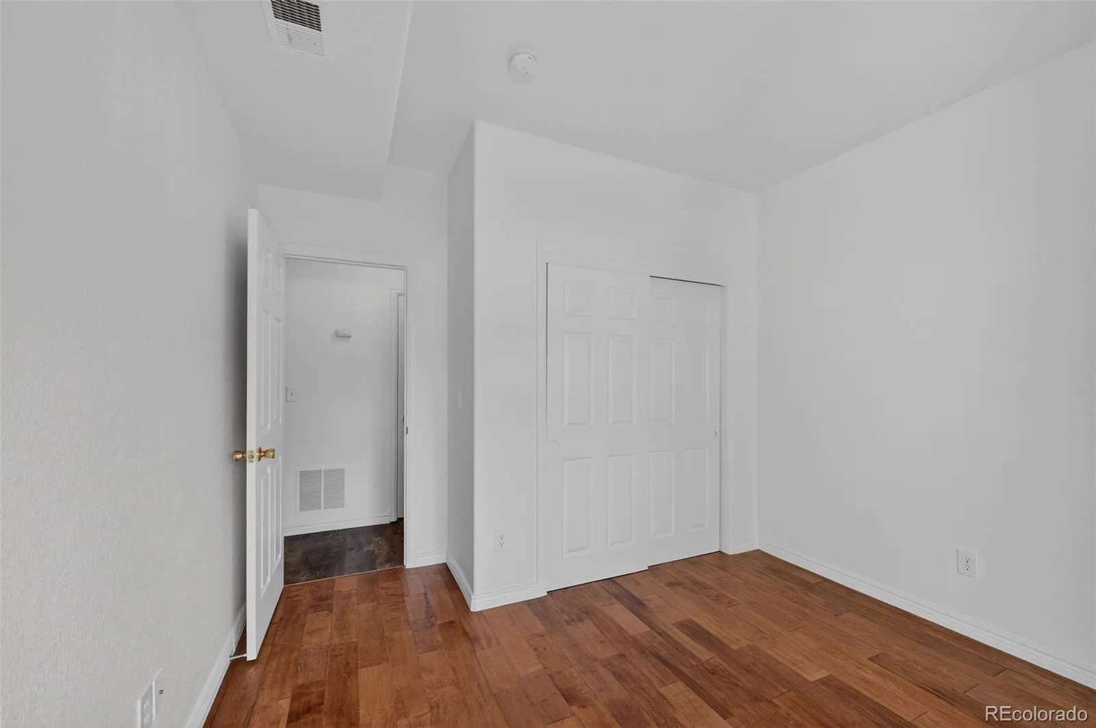 878 S Kalispell Circle #101 #3 Aurora CO 80017 | MLS #REC5225636 06142026233828 1600 23