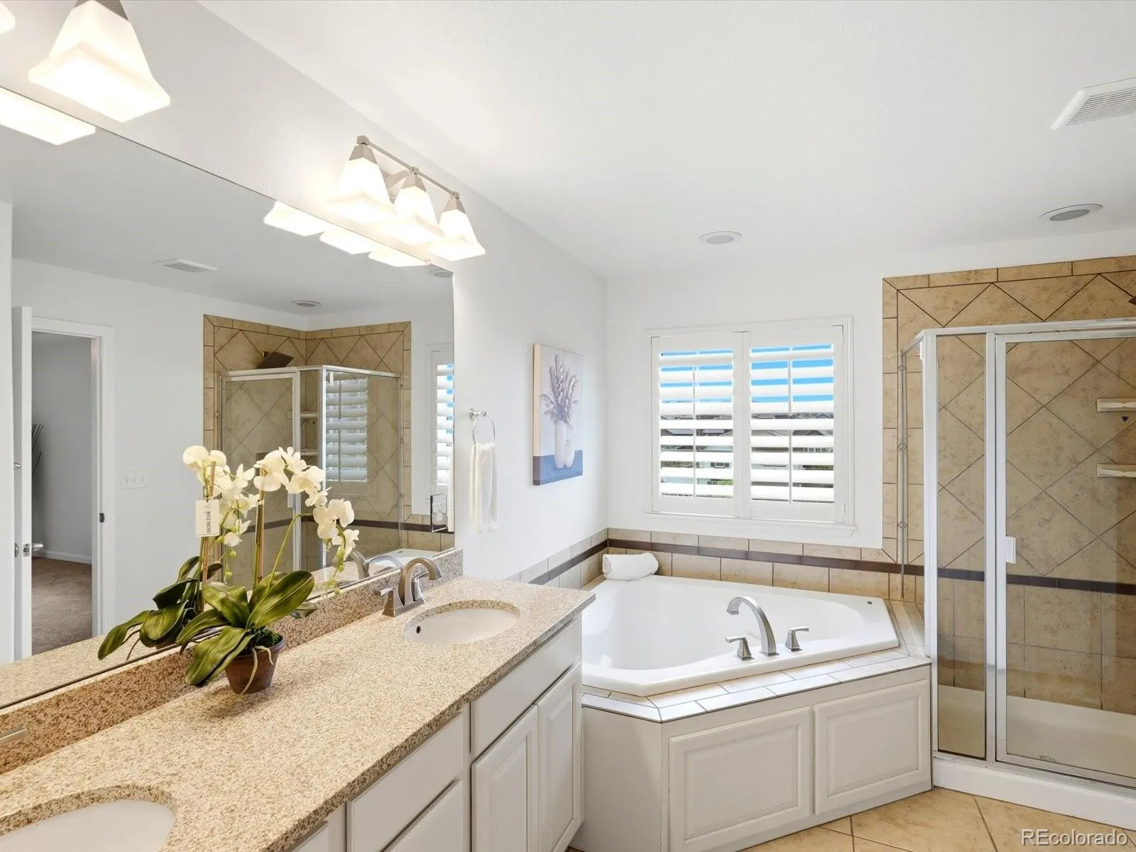 690 Tiger Lily Way Highlands Ranch CO 80126 MLS #REC5226362 05052026041035 1600 37