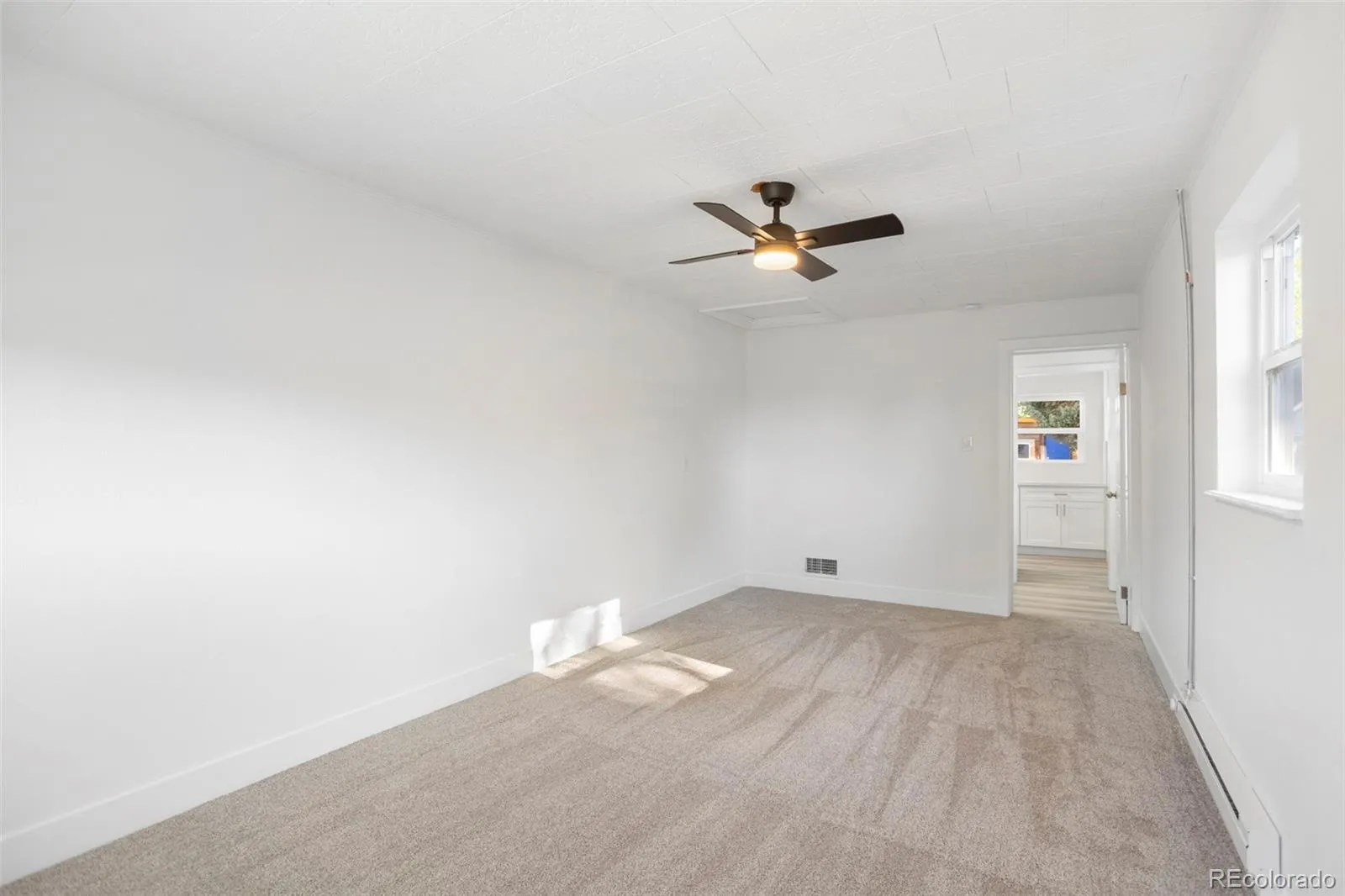 3421 W Dakota Avenue Denver CO 80219 MLS #REC5227082 04172026011108 1600 11