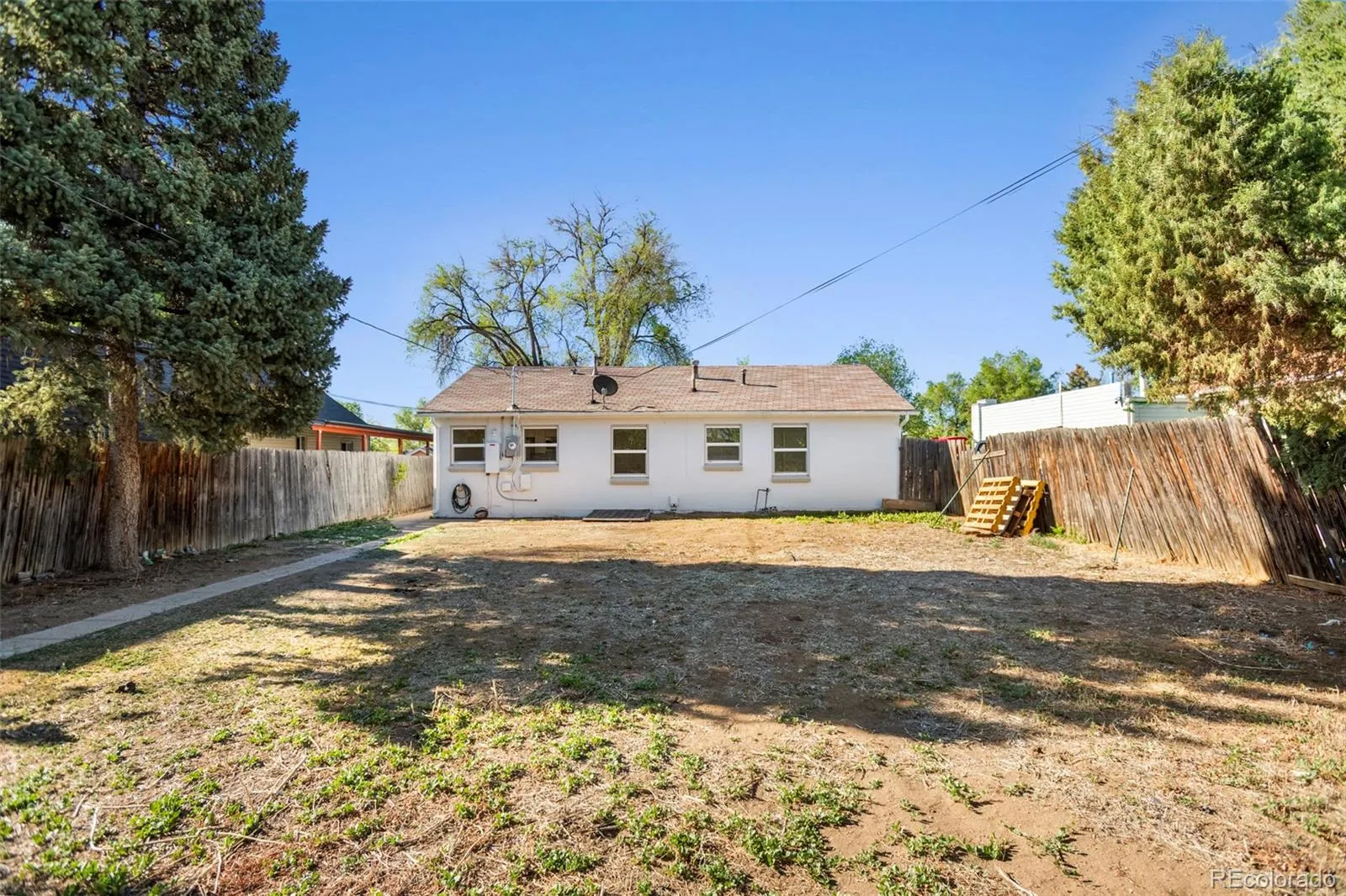 3421 W Dakota Avenue Denver CO 80219 MLS #REC5227082 04172026011108 1600 21