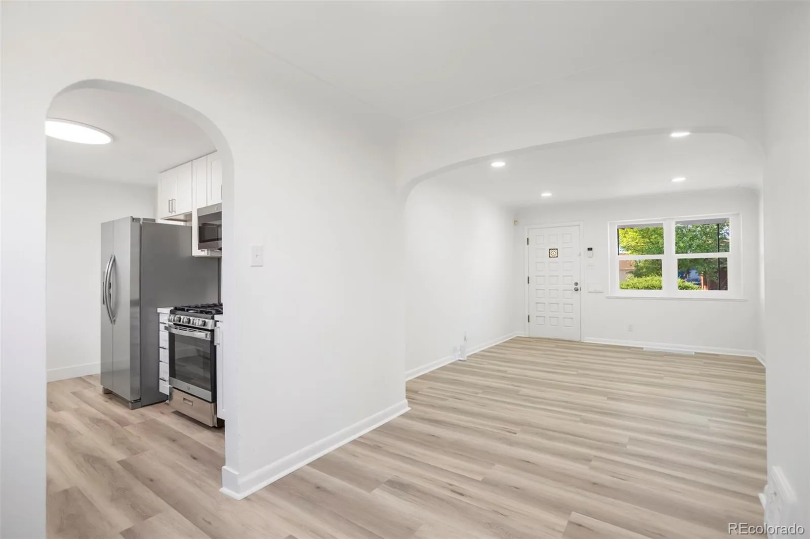 3421 W Dakota Avenue Denver CO 80219 MLS #REC5227082 04172026011108 1600 5