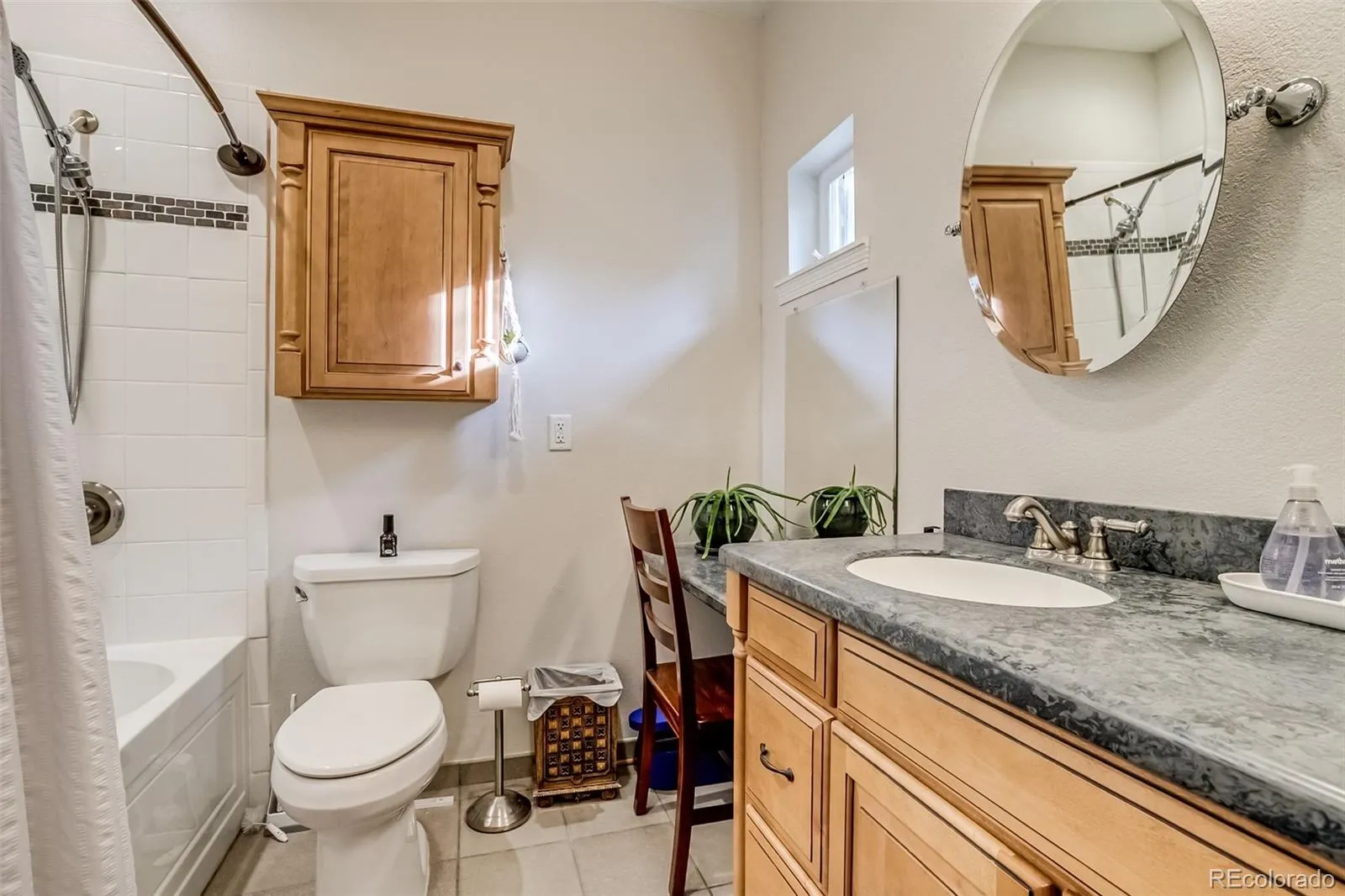 04102026153258 1600 14