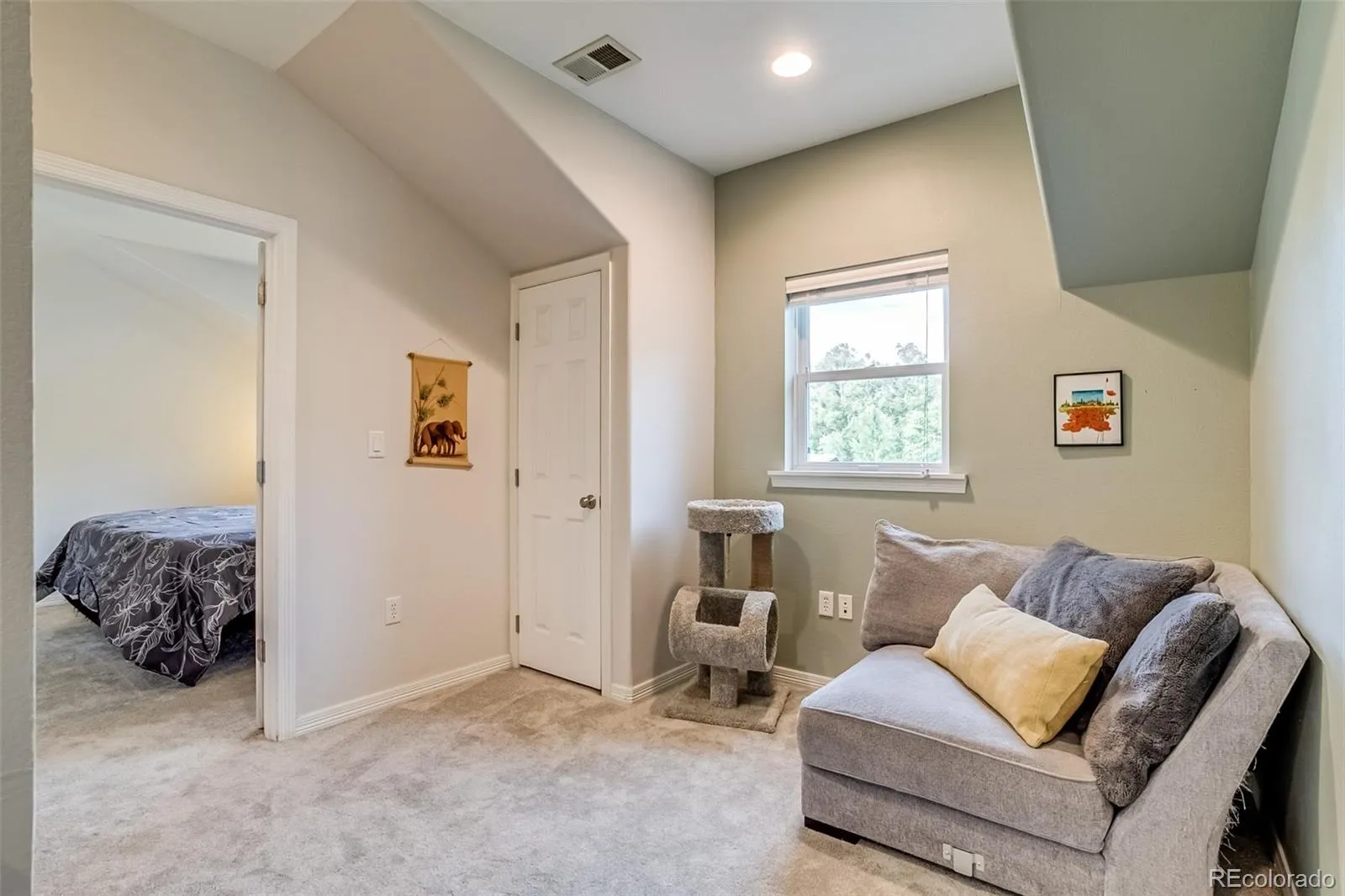 04102026153258 1600 17