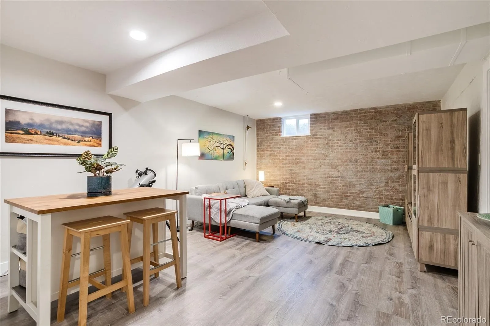 04102026153258 1600 26