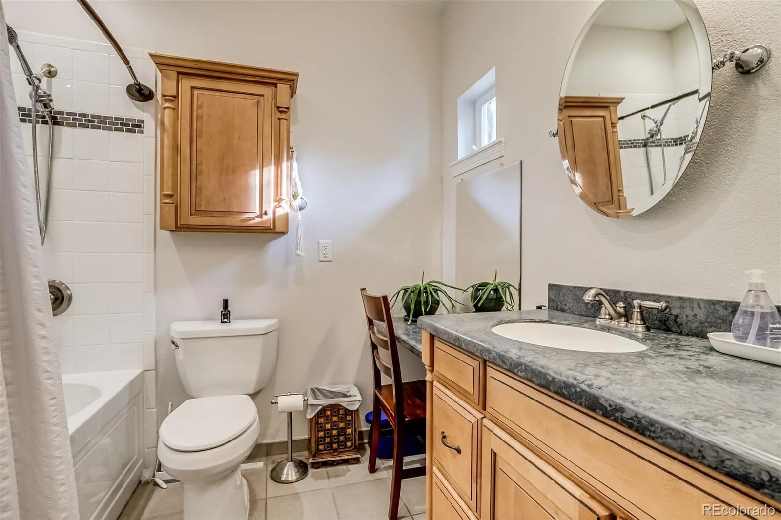 755 Holland Street Lakewood CO 80215 MLS #REC5227783 06022026184553 1600 14