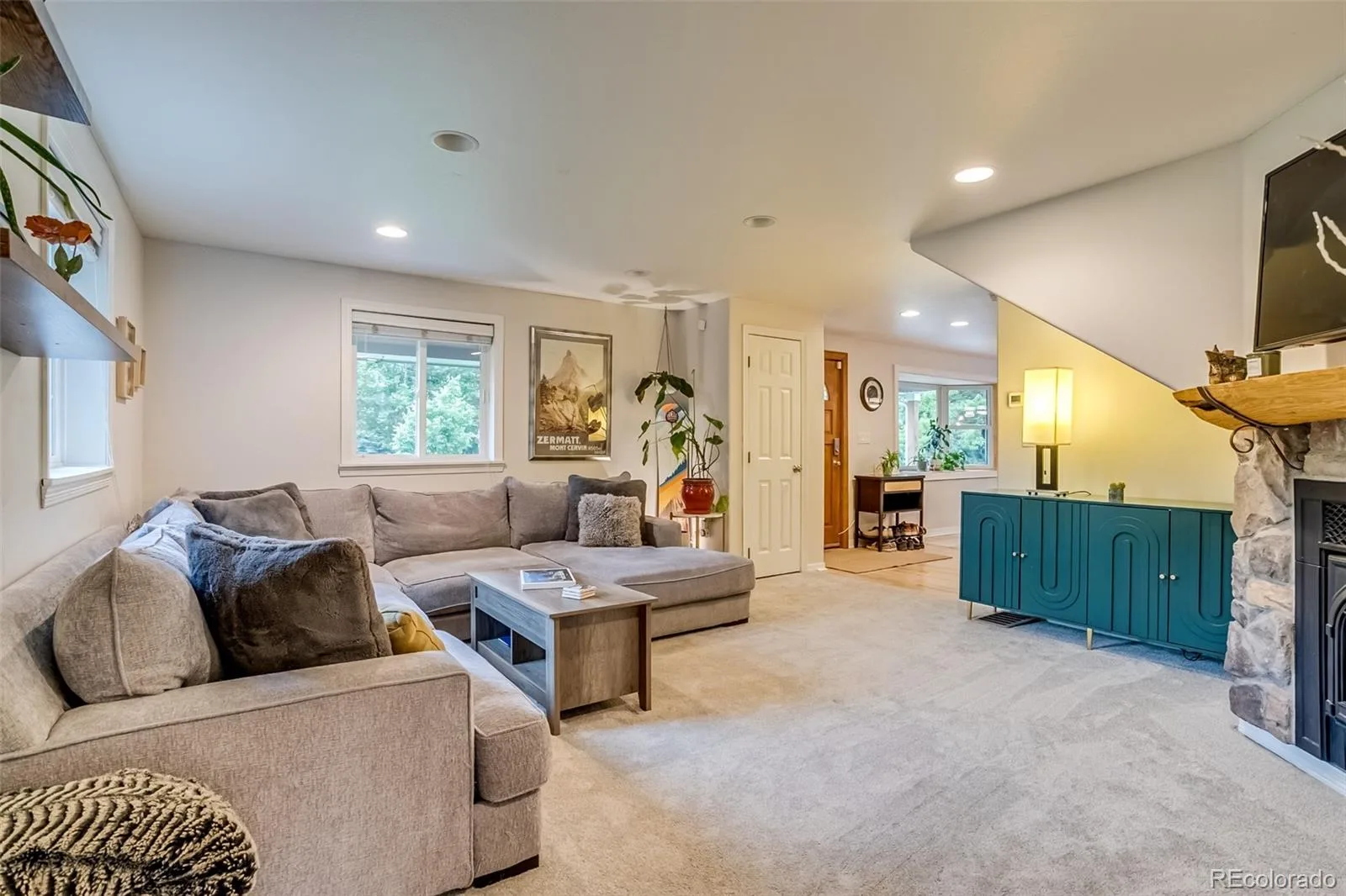 755 Holland Street Lakewood CO 80215 MLS #REC5227783 06022026184553 1600 23