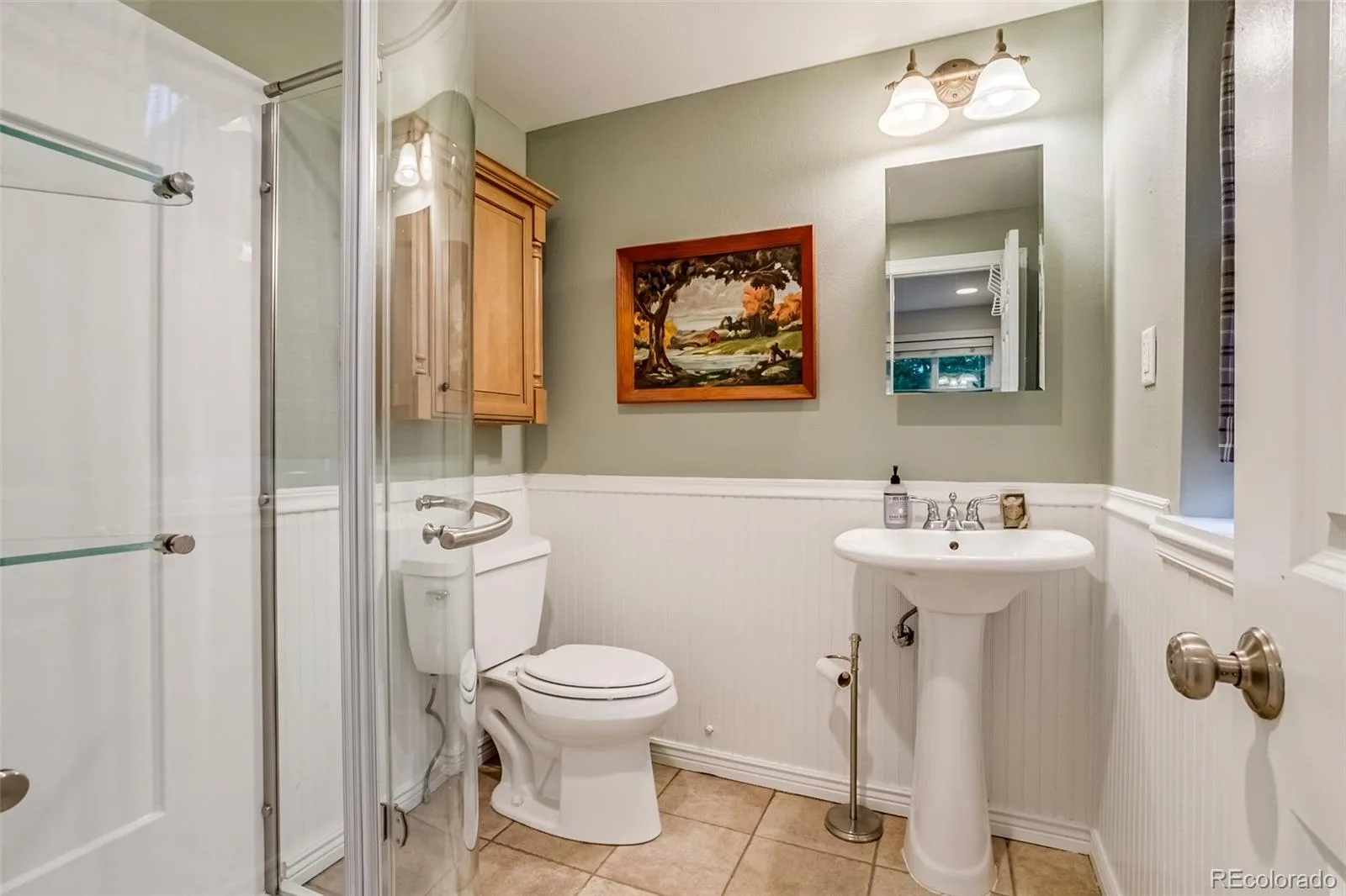 755 Holland Street Lakewood CO 80215 MLS #REC5227783 06022026184553 1600 24