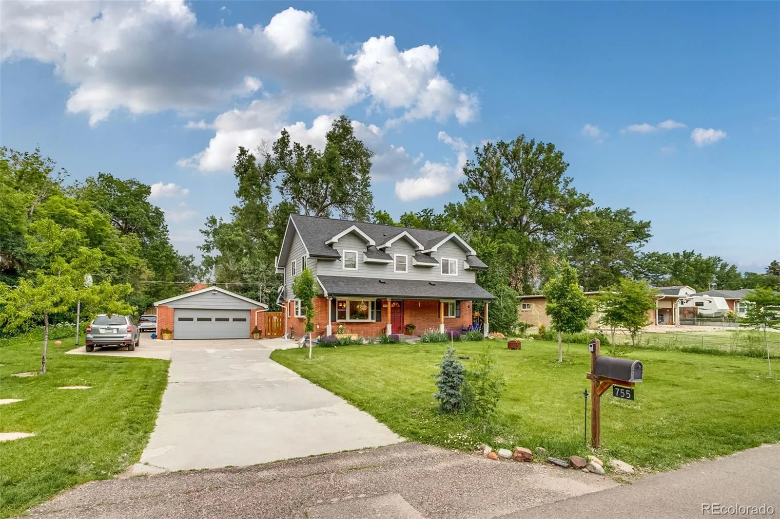 755 Holland Street Lakewood CO 80215 MLS #REC5227783 06022026184553 1600 33