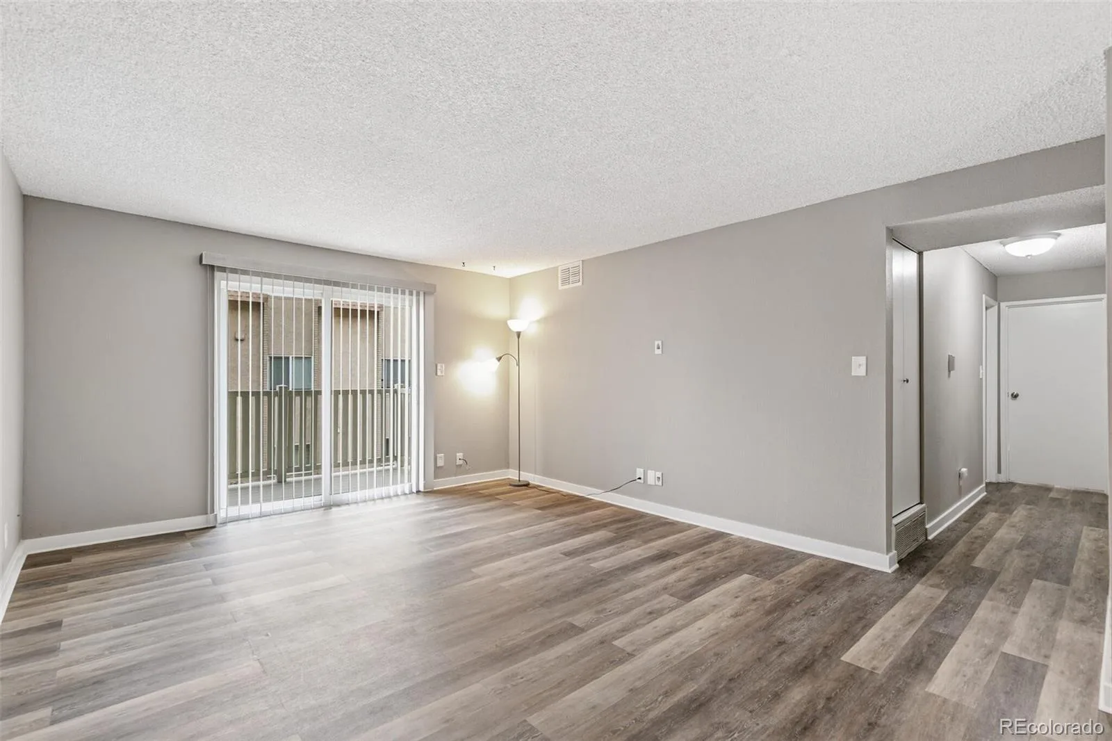 7335 E Quincy Avenue #206 Denver CO 80237 | MLS #REC5230270 08112026210452 1600 11