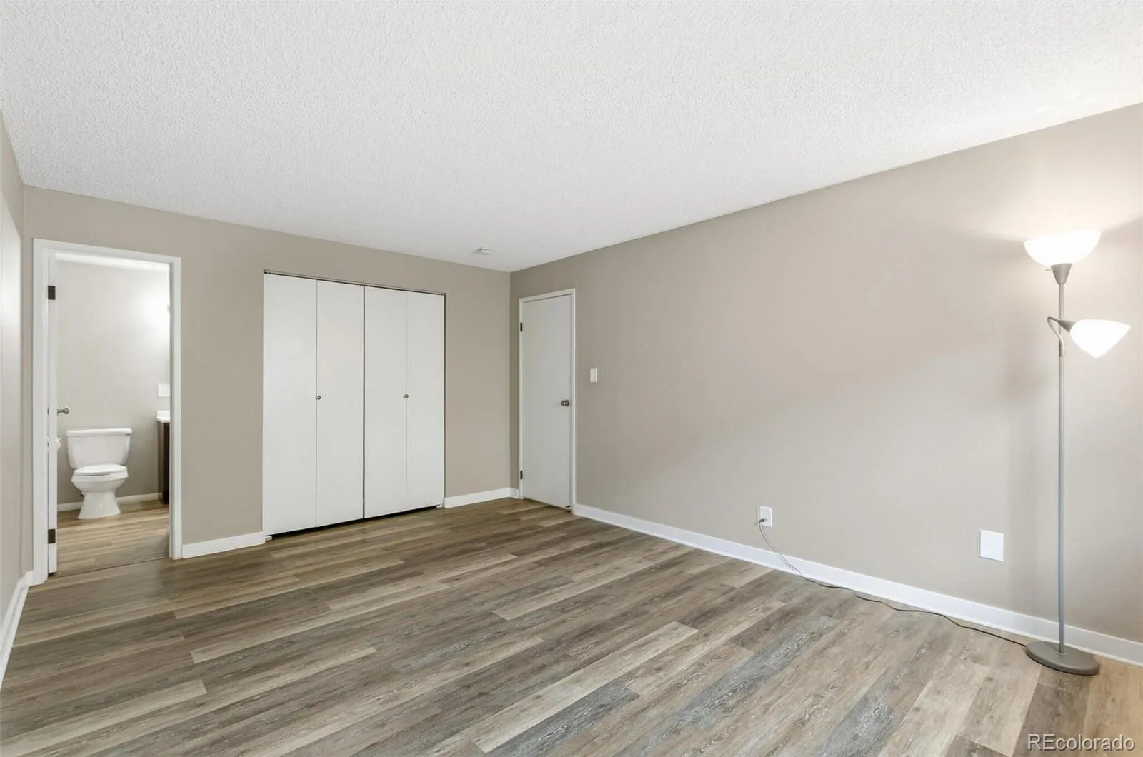 7335 E Quincy Avenue #206 Denver CO 80237 | MLS #REC5230270 08112026210452 1600 15