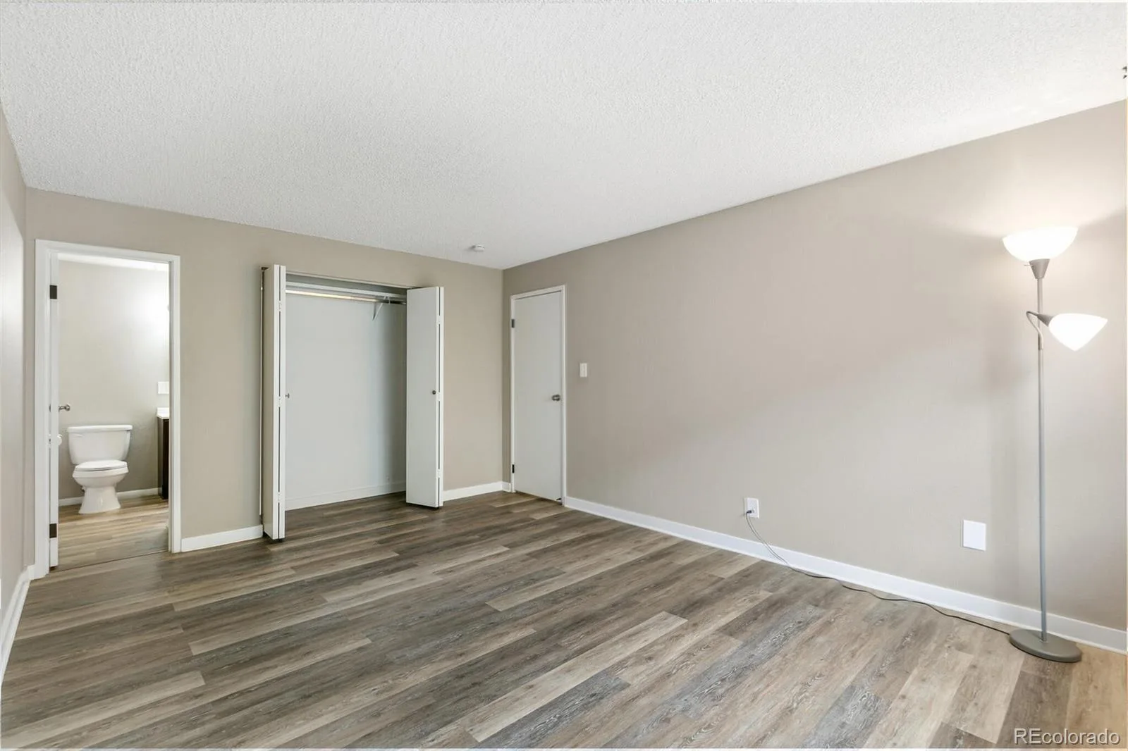 7335 E Quincy Avenue #206 Denver CO 80237 | MLS #REC5230270 08112026210452 1600 16