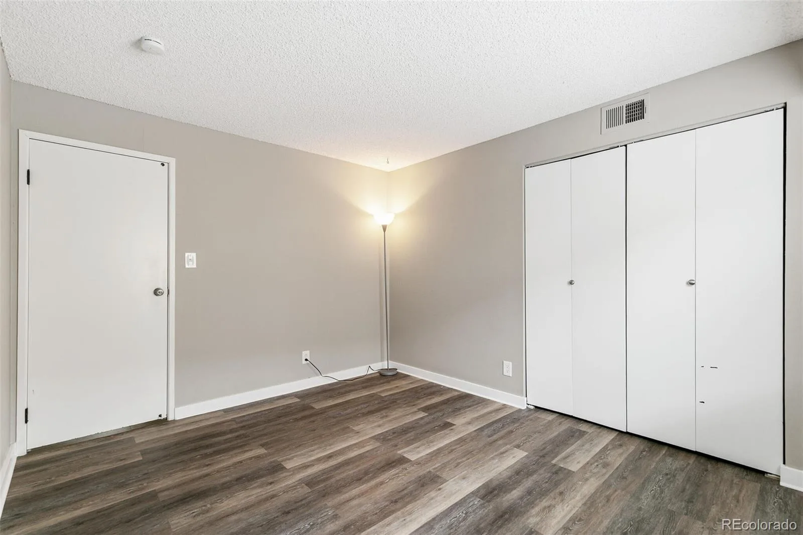 7335 E Quincy Avenue #206 Denver CO 80237 | MLS #REC5230270 08112026210452 1600 21