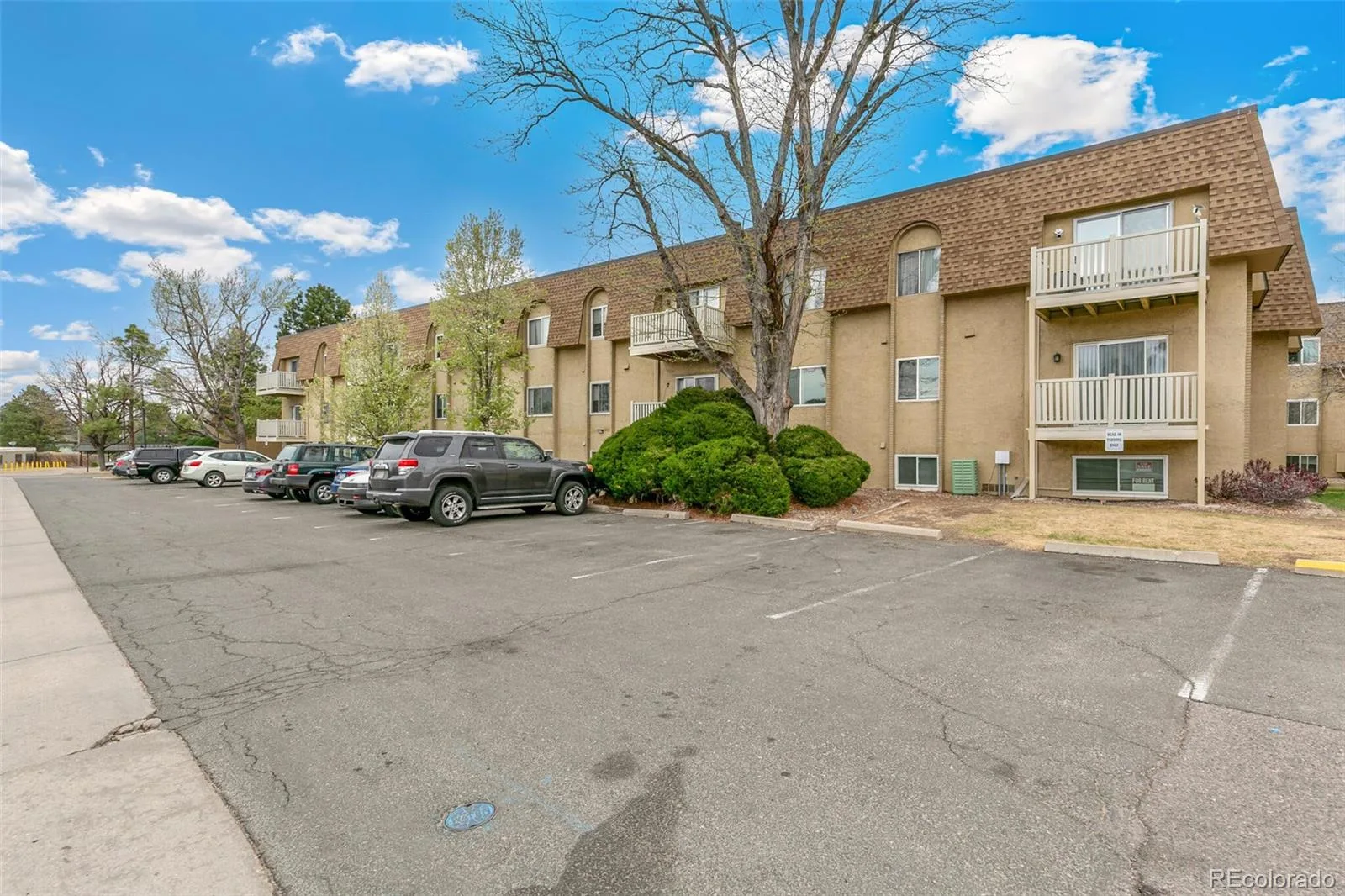7335 E Quincy Avenue #206 Denver CO 80237 | MLS #REC5230270 08112026210452 1600 31