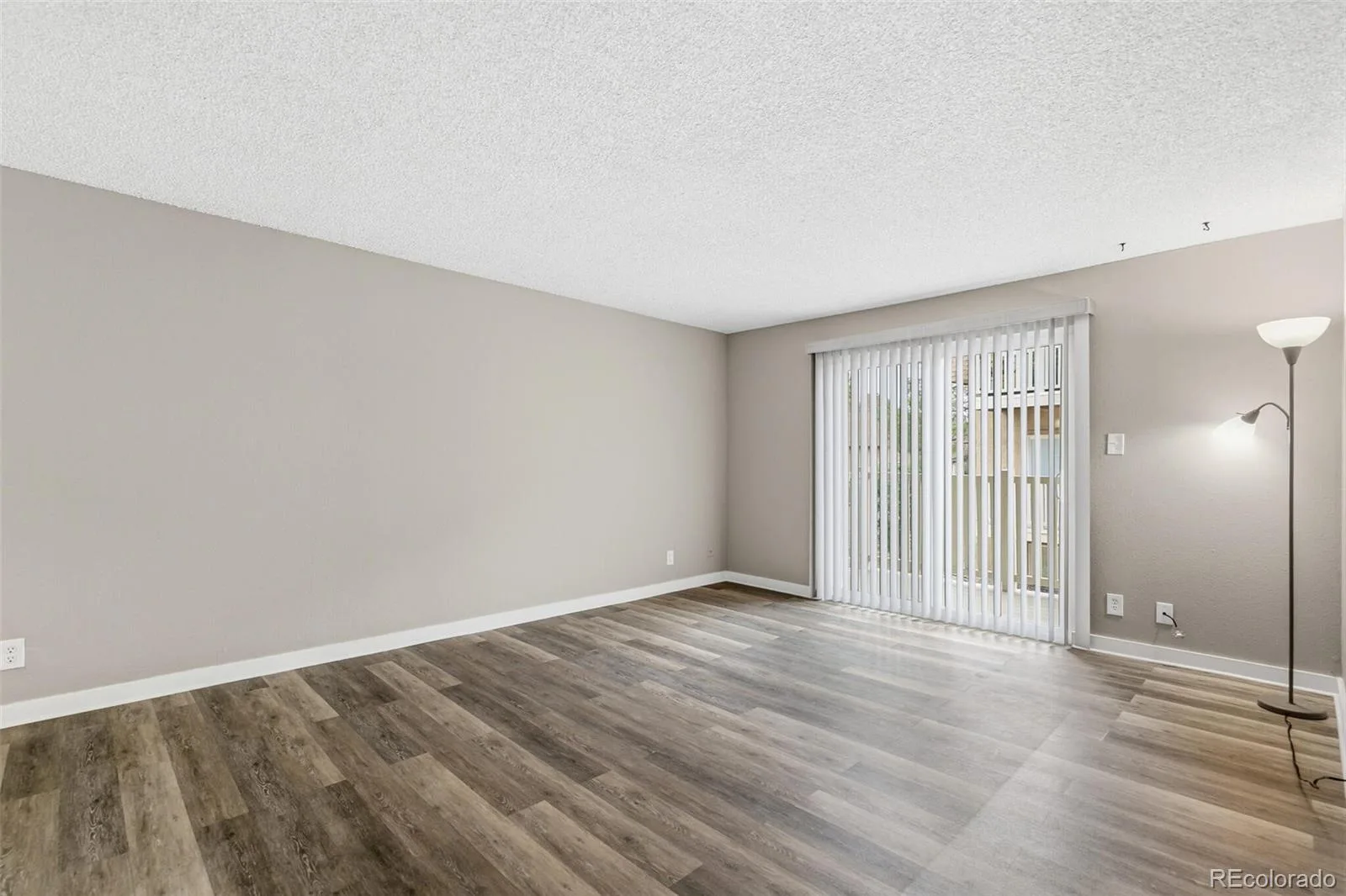 7335 E Quincy Avenue #206 Denver CO 80237 | MLS #REC5230270 08112026210452 1600 9