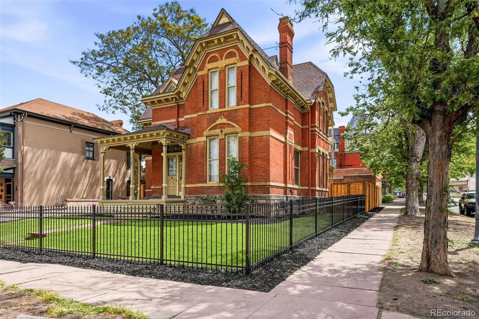 2104 Glenarm Place Denver CO 80205 MLS #REC5232326 06102026182914 1600 4