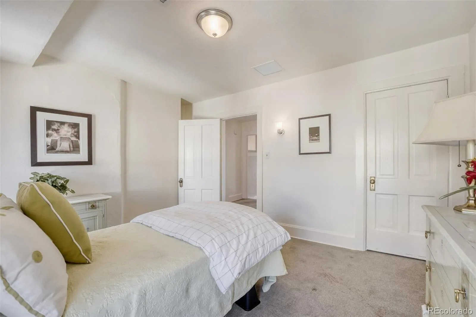 03182026230240 1600 23