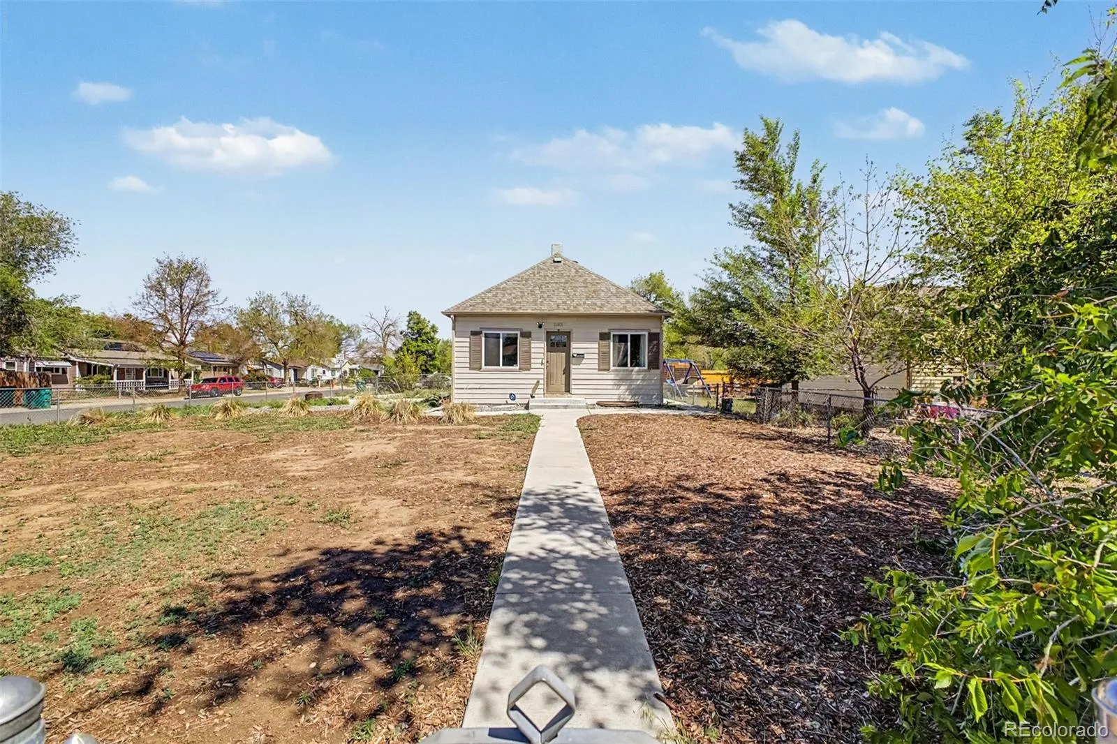 11801 E 17th Avenue Aurora CO 80010 MLS #REC5243160 05122026012356 1600 16