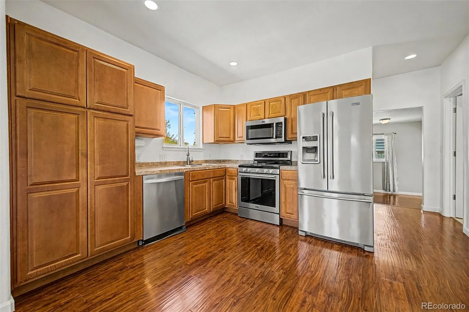 11801 E 17th Avenue Aurora CO 80010 MLS #REC5243160 05122026012356 1600 2