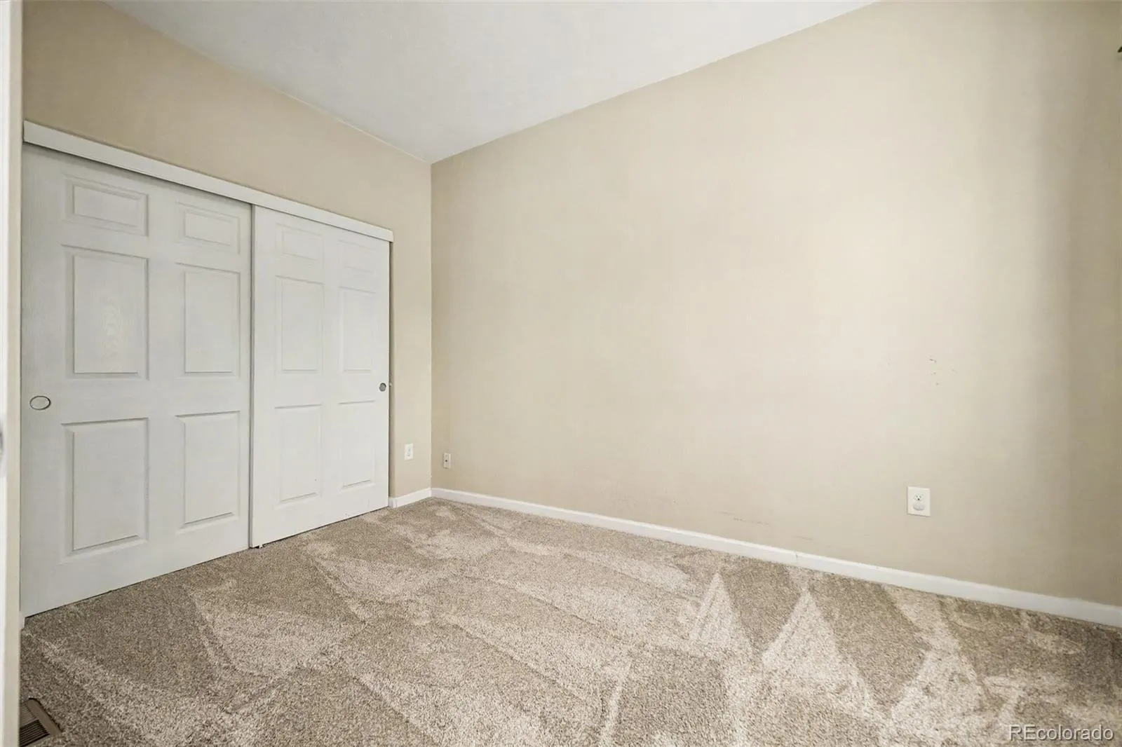 11801 E 17th Avenue Aurora CO 80010 MLS #REC5243160 05122026012356 1600 22