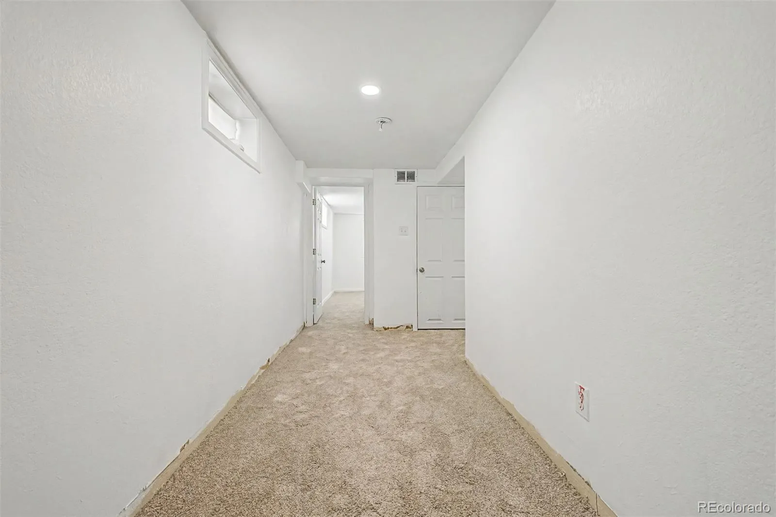 11801 E 17th Avenue Aurora CO 80010 MLS #REC5243160 05122026012356 1600 27