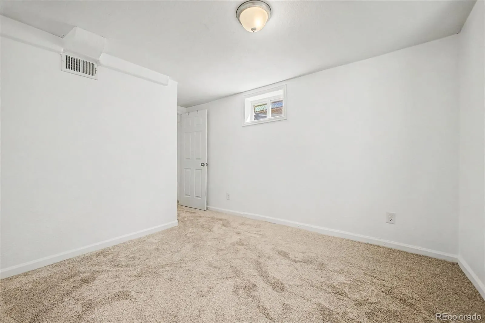 11801 E 17th Avenue Aurora CO 80010 MLS #REC5243160 05122026012356 1600 7