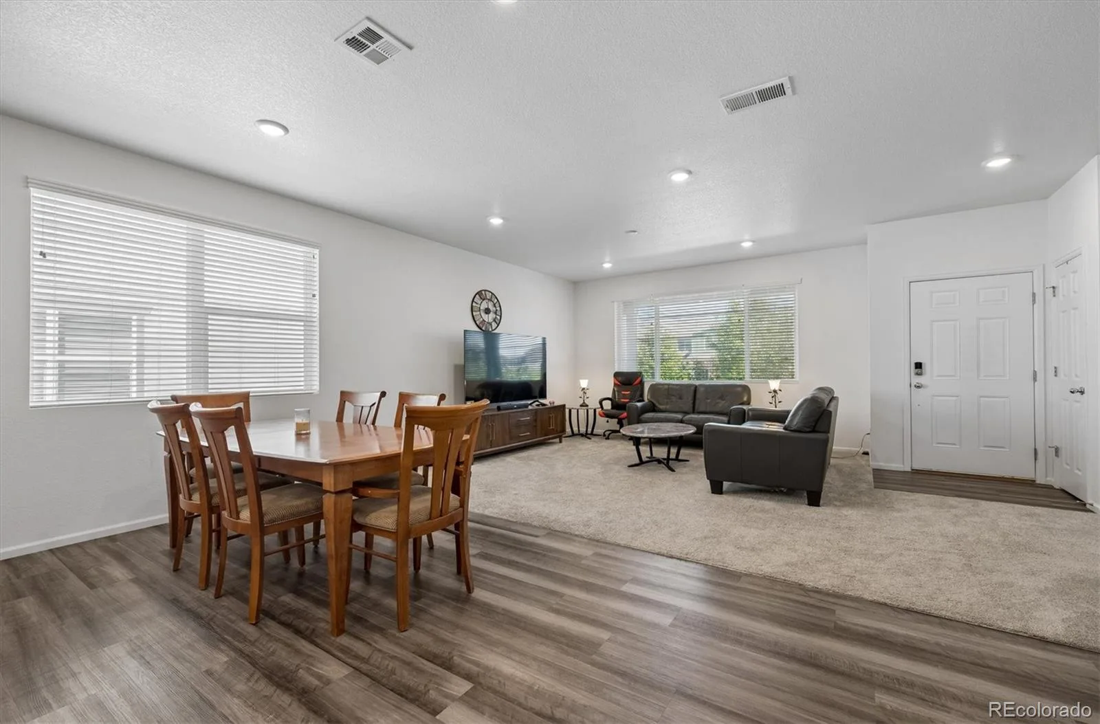 21052 E 60th Avenue Aurora CO 80019 | MLS #REC5246059 07252026165409 1600 5