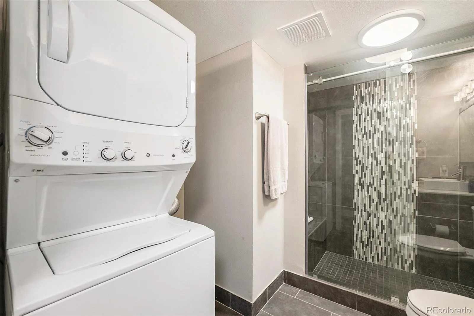 04072026162927 1600 12