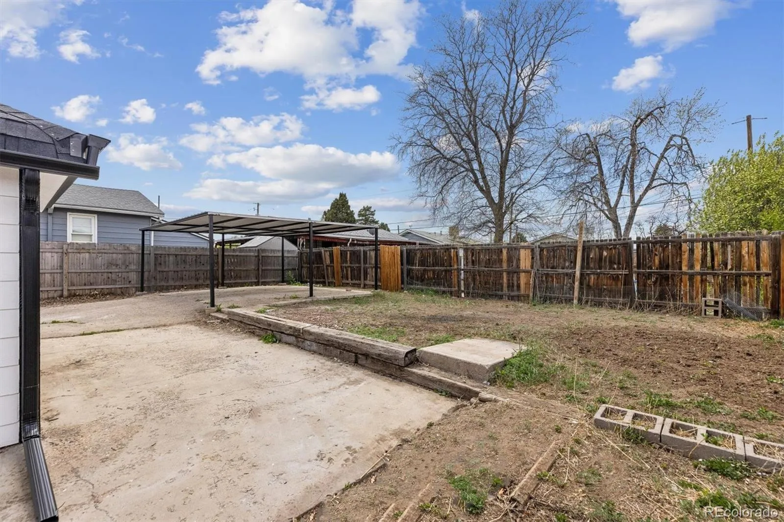 04132026192800 1600 19