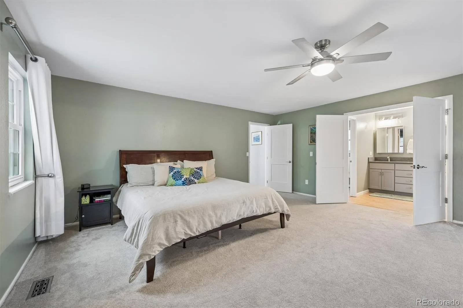 210 Crawford Circle Golden CO 80401 MLS #REC5248069 06082026235752 1600 14