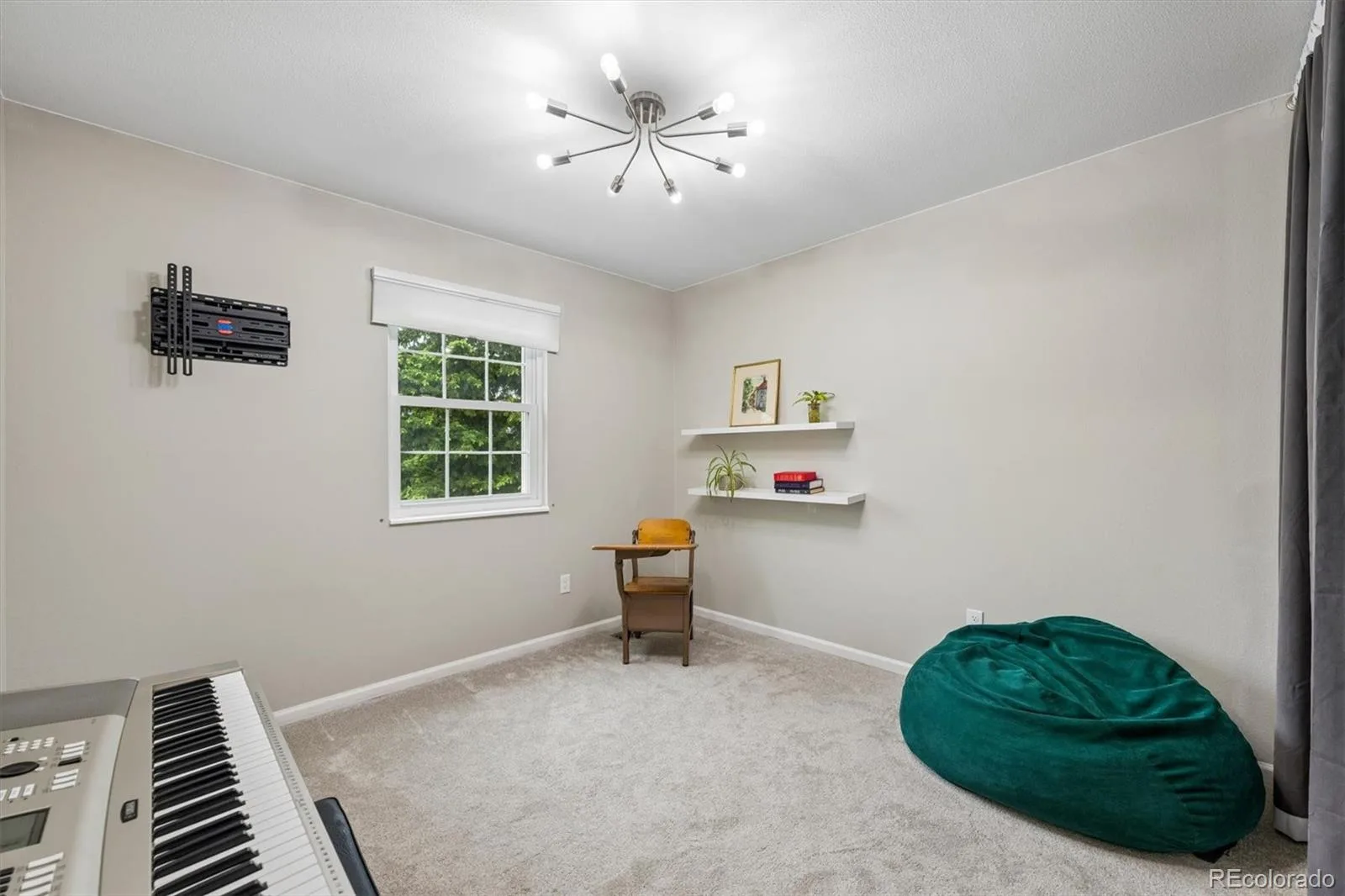 210 Crawford Circle Golden CO 80401 MLS #REC5248069 06082026235752 1600 21