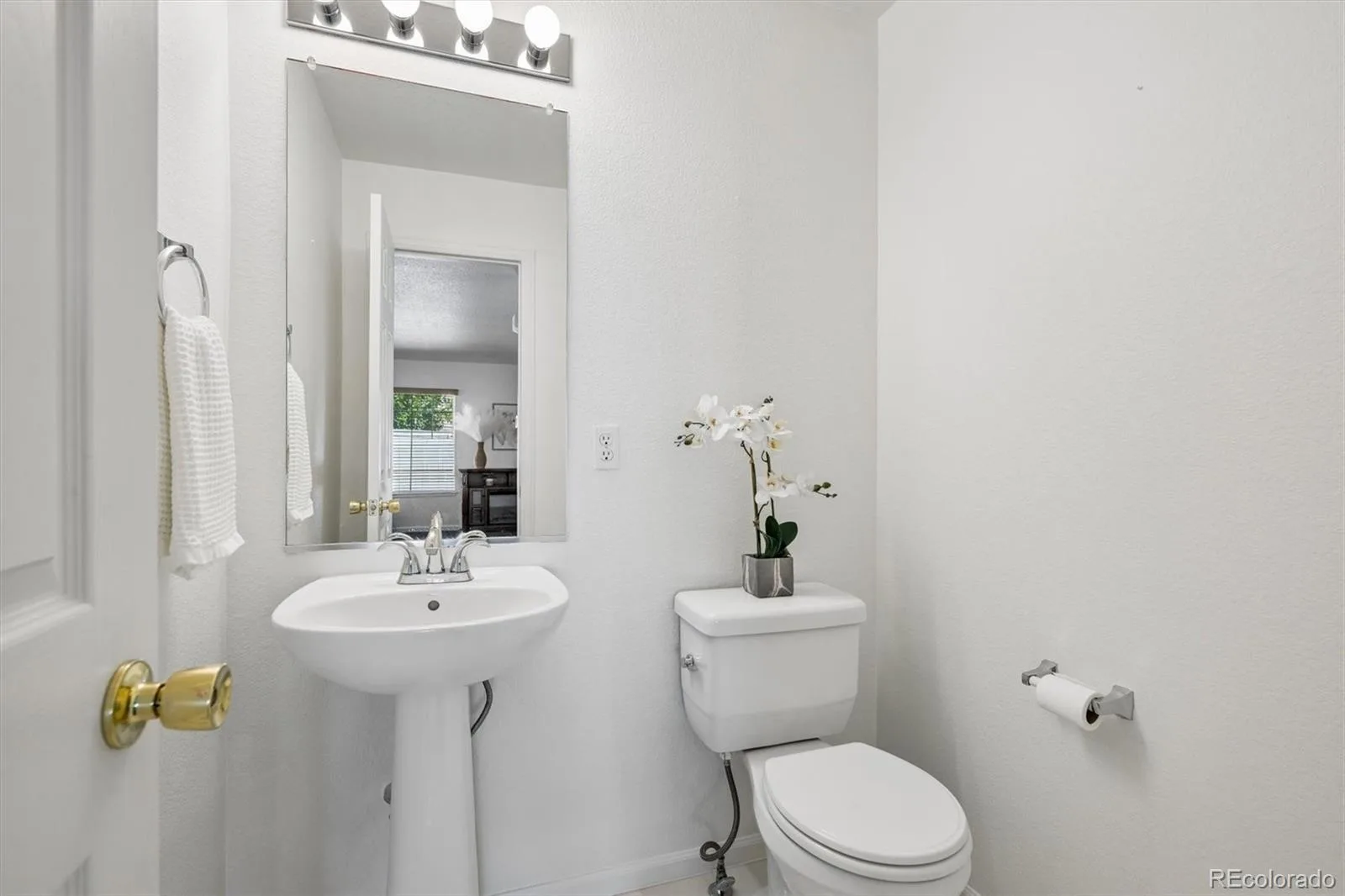 5556 Halifax Court Denver CO 80249 | MLS #REC5248168 08282026144911 1600 12